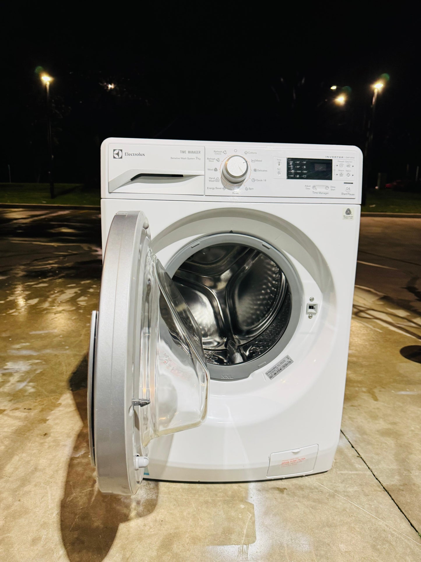 **ELECTROLUX 7KGS FRONT LOADER WASHING MACHINE**