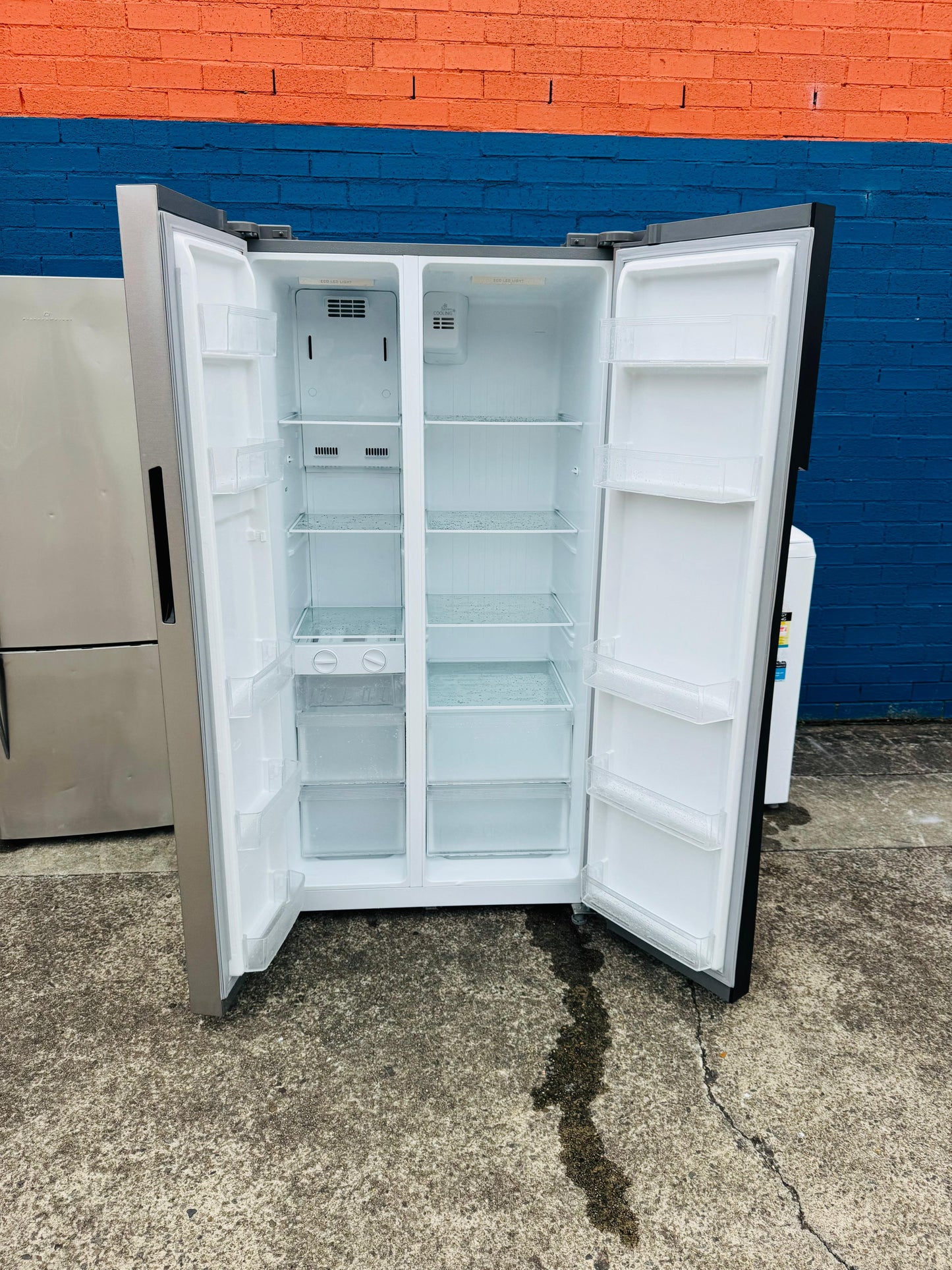**INALTO SIDE BY SIDE 584 LITRES FRIDGE FREEZER**