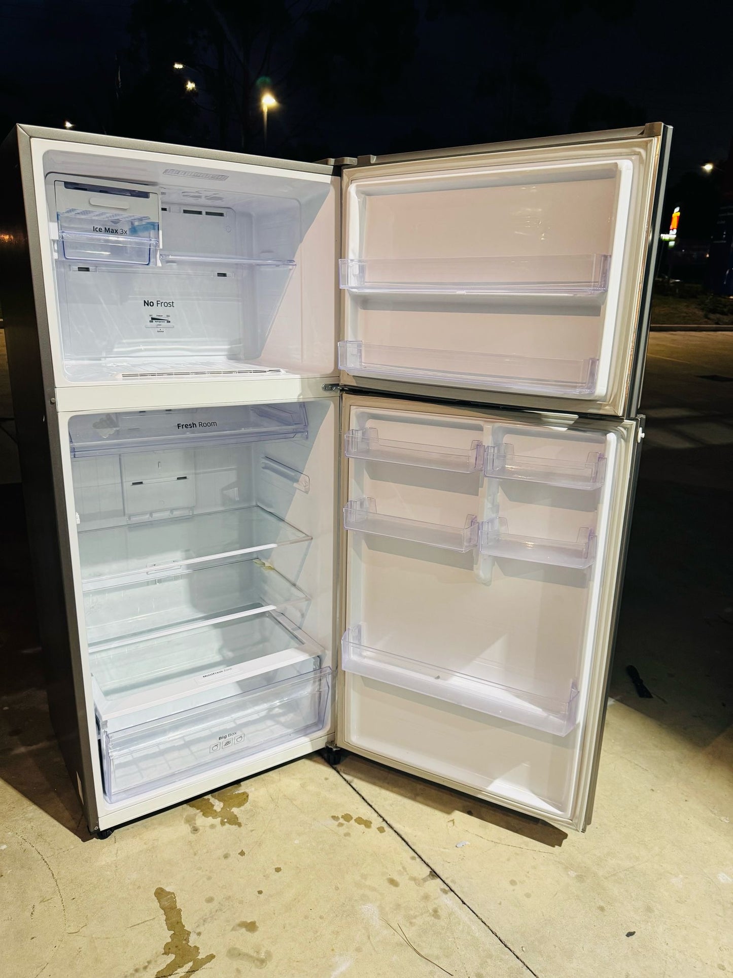 **SAMSUNG 527 LITRES FRIDGE FREEZER**