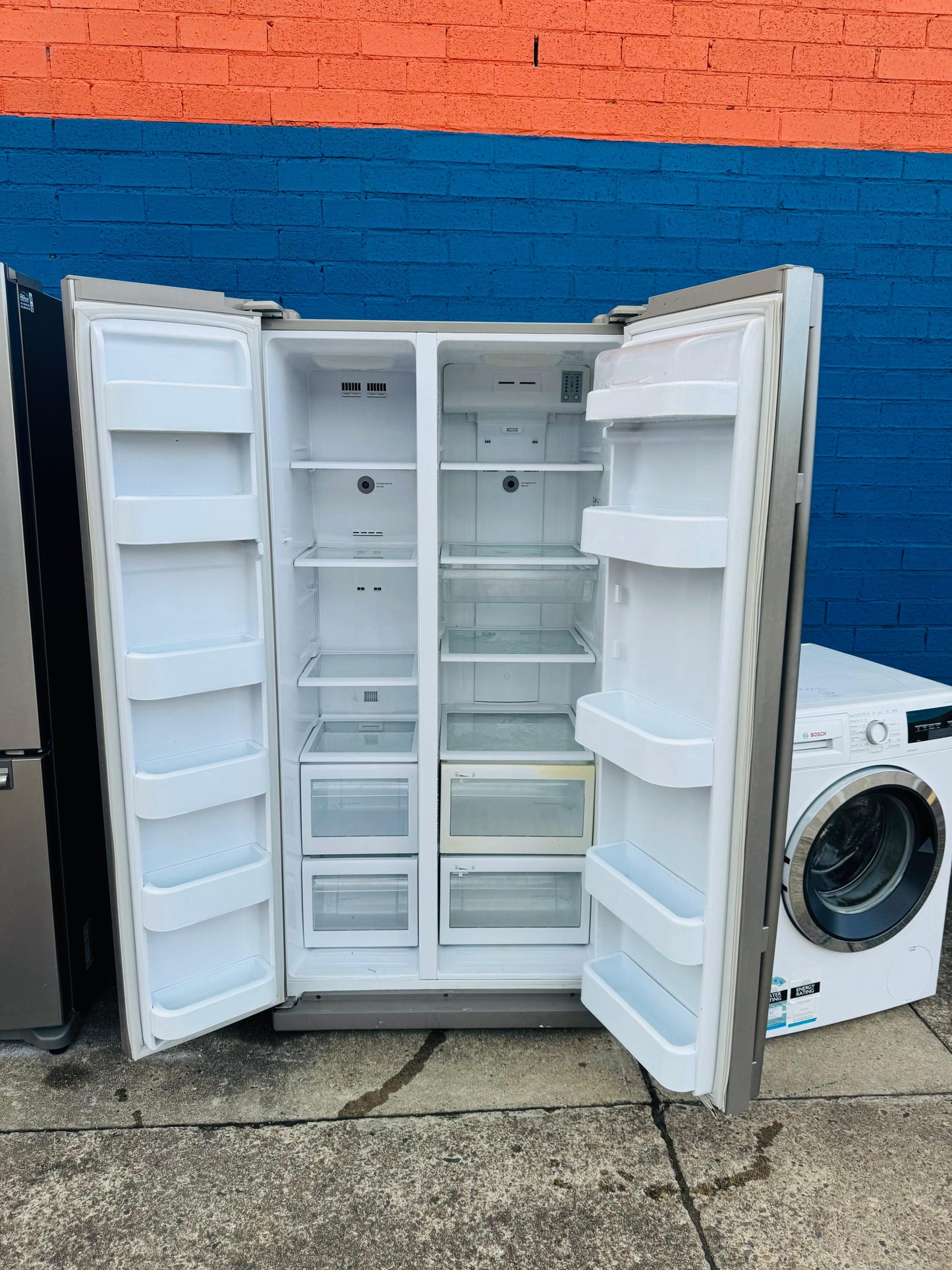 **SAMSUNG 537 LITRES SIDE BY SIDE FRIDGE FREEZER**