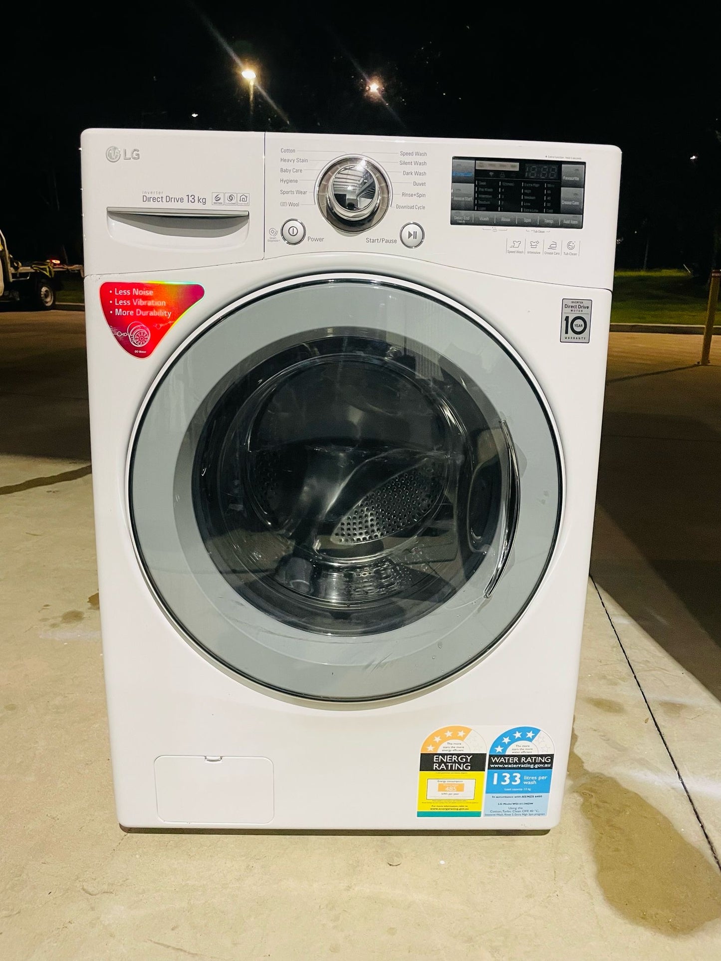 **LG 13 KGS FRONT LOADER WASHING MACHINE**
