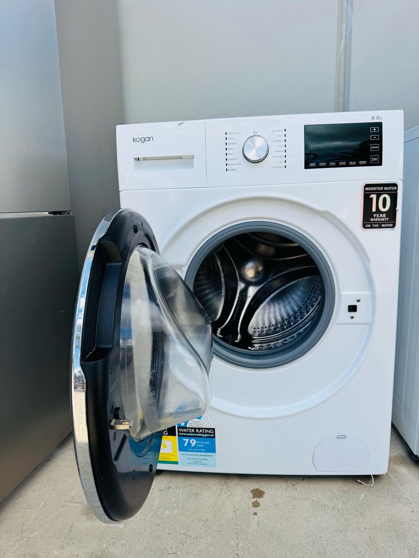 **KOGAN 8KGS FRONT LOADER WASHING MACHINE**
