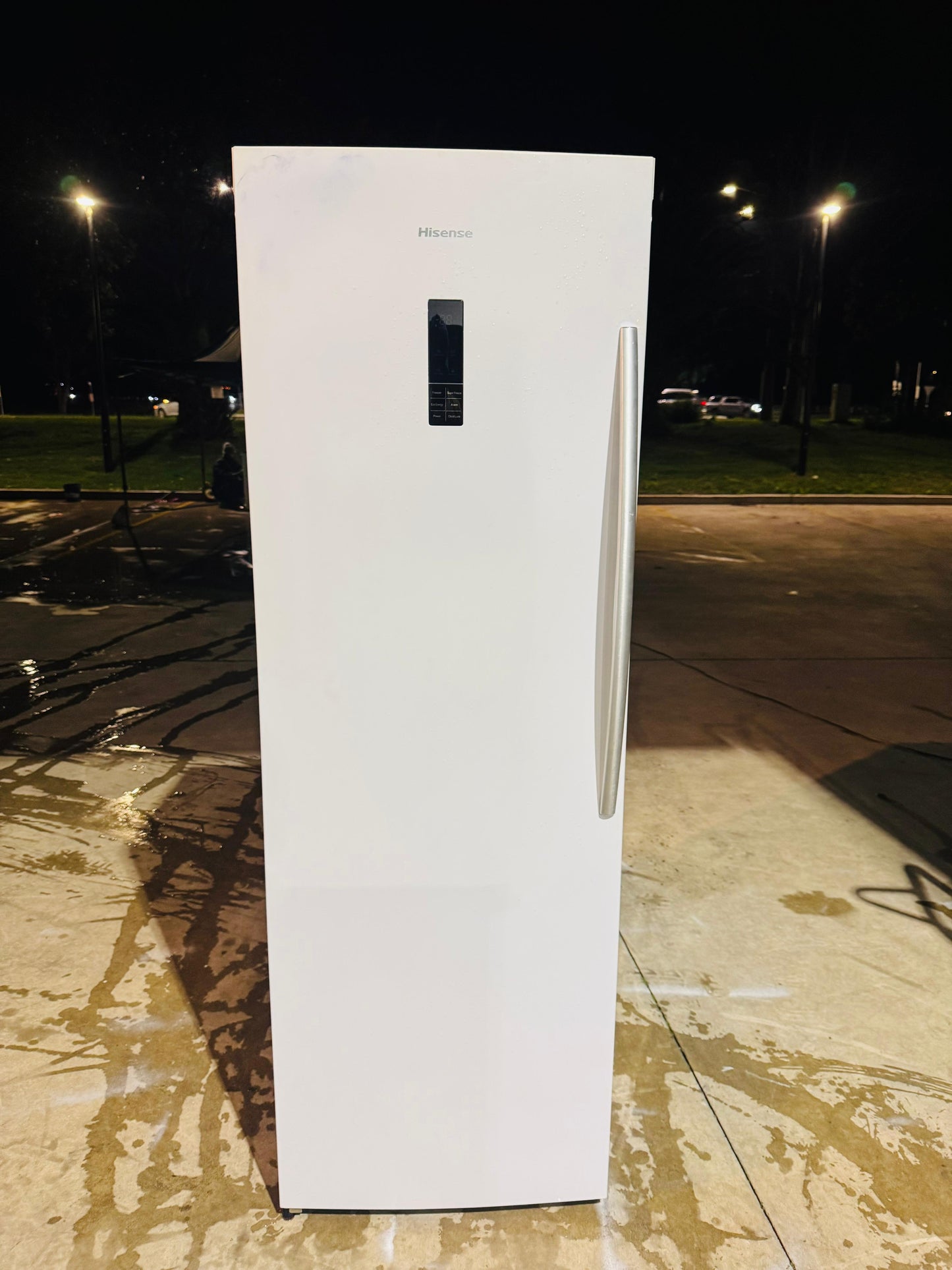 **HISENSE 280 LITRES FREEZER ONLY**