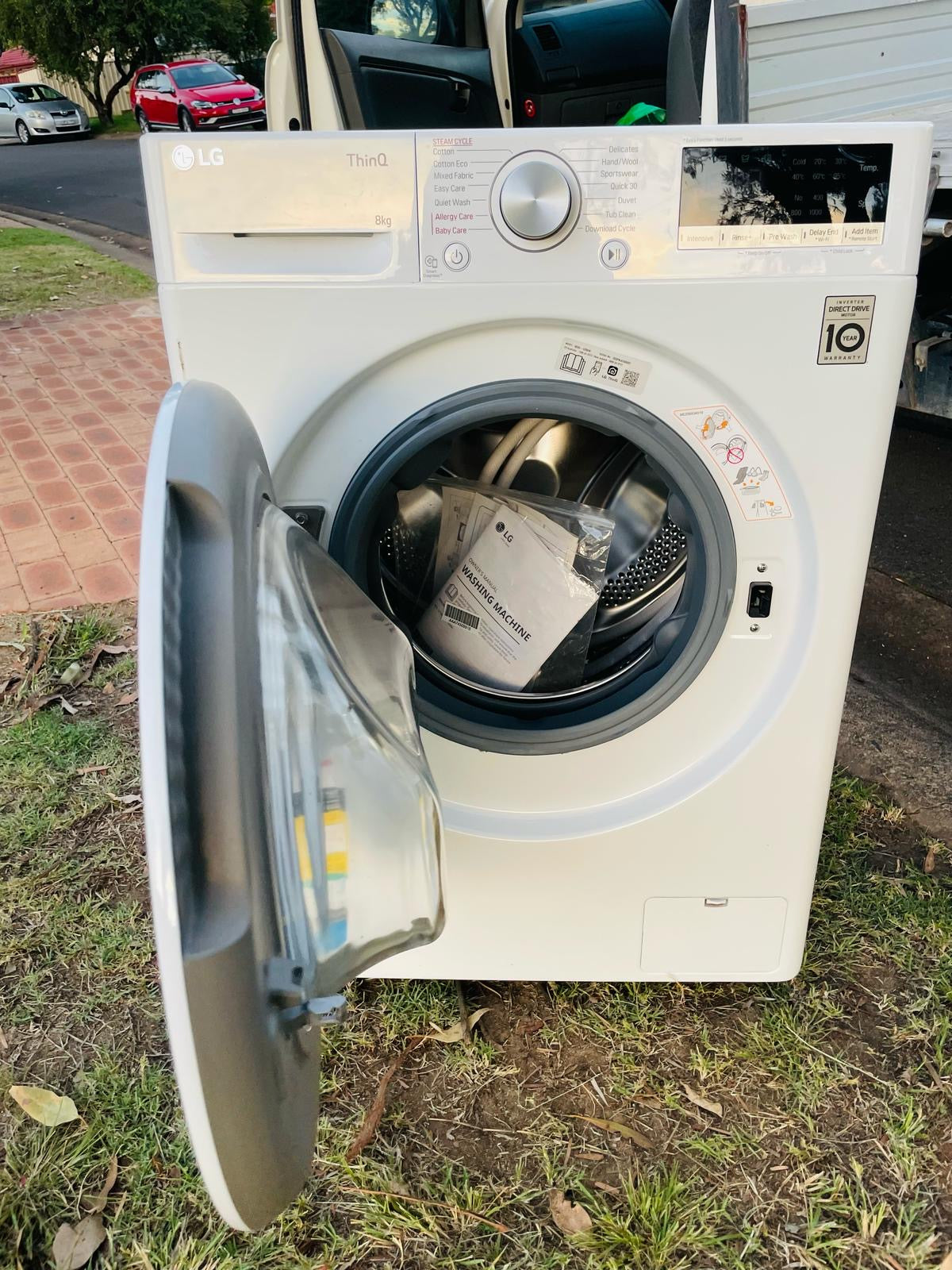 **LG 8 KGS FRONT LOADER WASHING MACHINE**