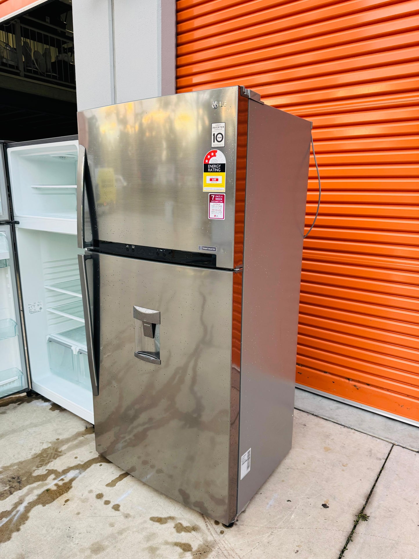 **LG 600 LITRES FRIDGE FREEZER**