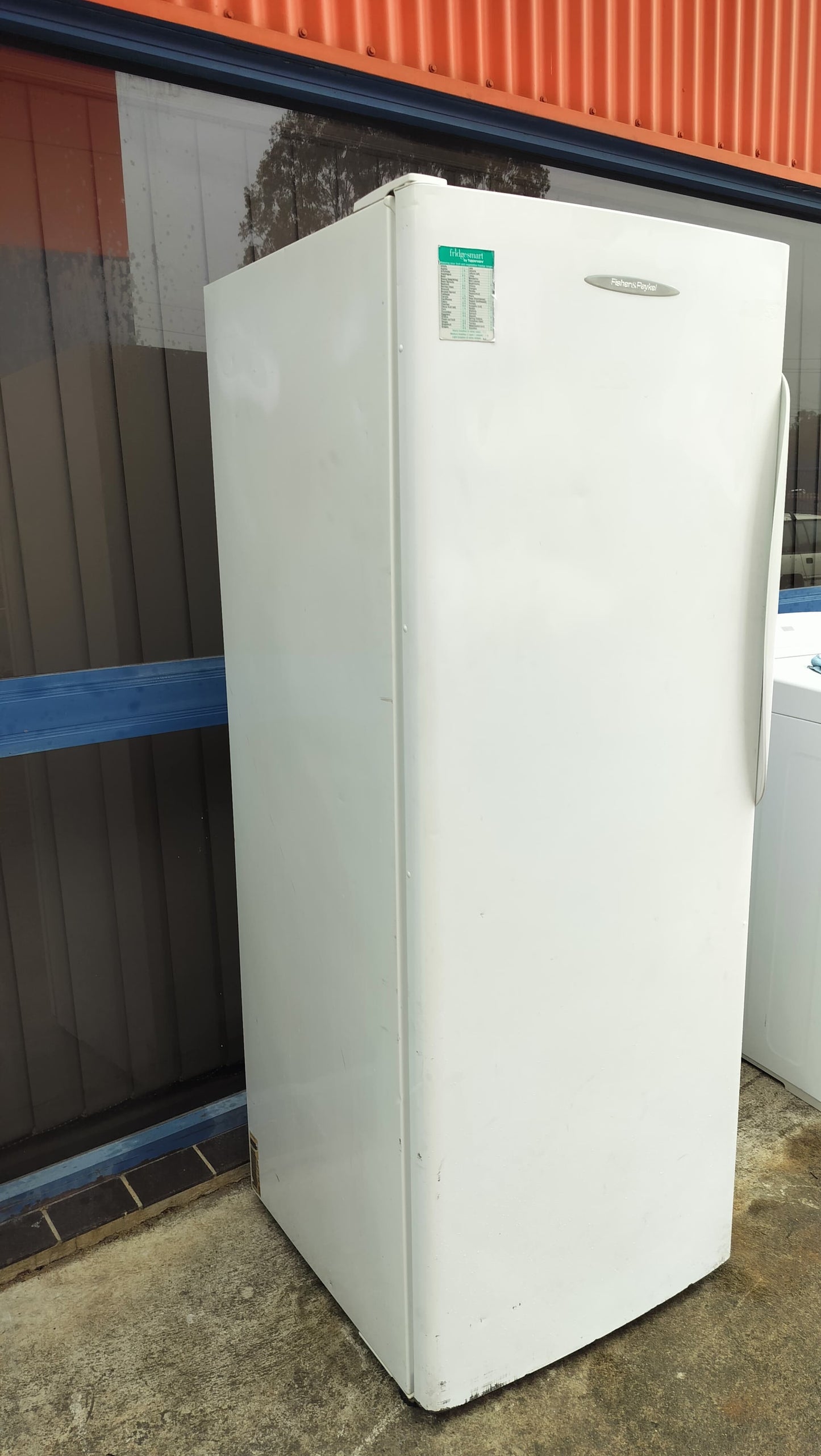 **FISHER & PAYKEL 389 LITRES ONLY FREEZER**