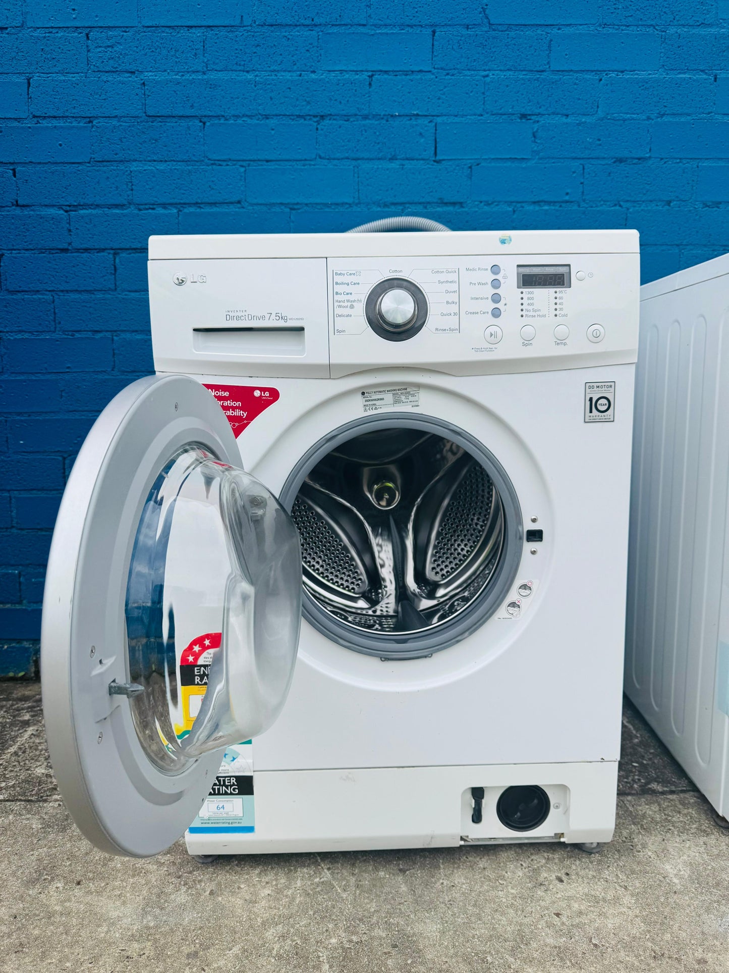 **LG 7.5KGS FRONT LOADER WASHING MACHINE**