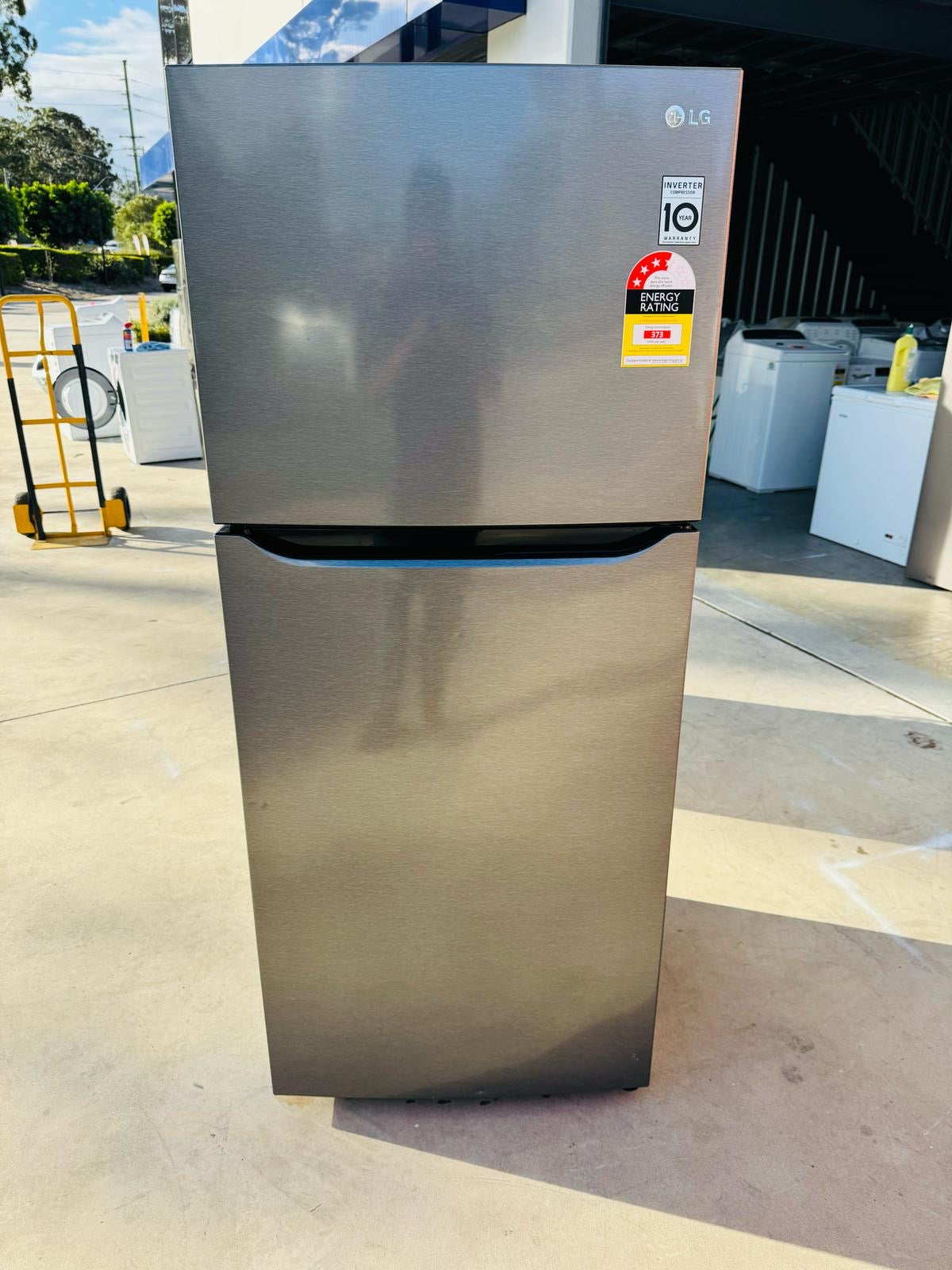 **LG 427 LITRES FRIDGE FREEZER**