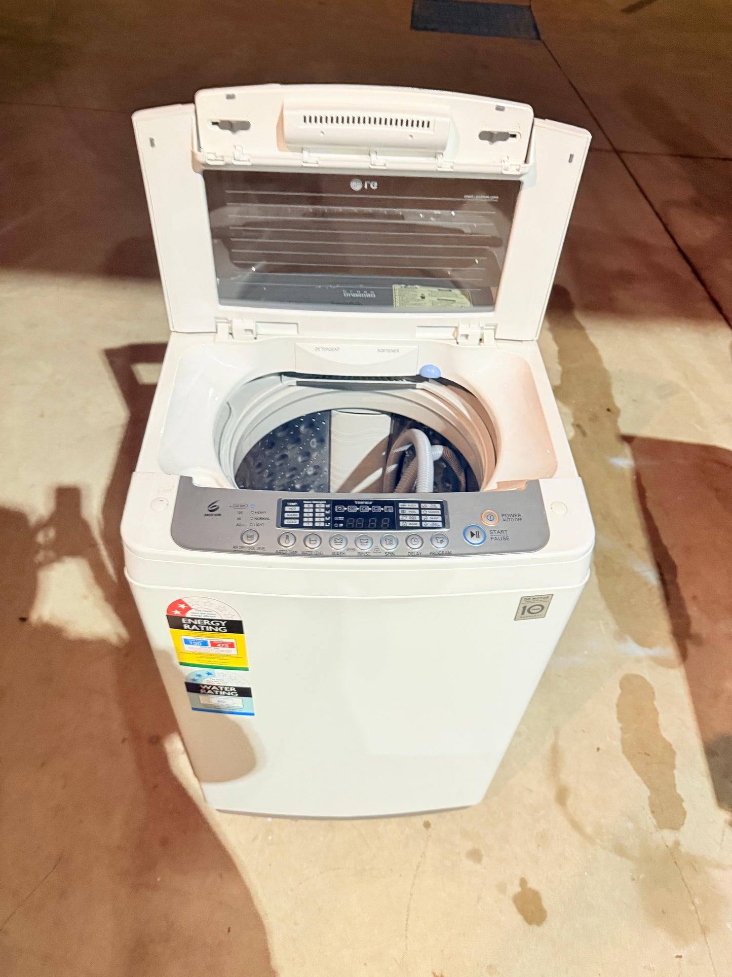 **LG 5.5KGS TOP LOADER WASHING MACHINE**