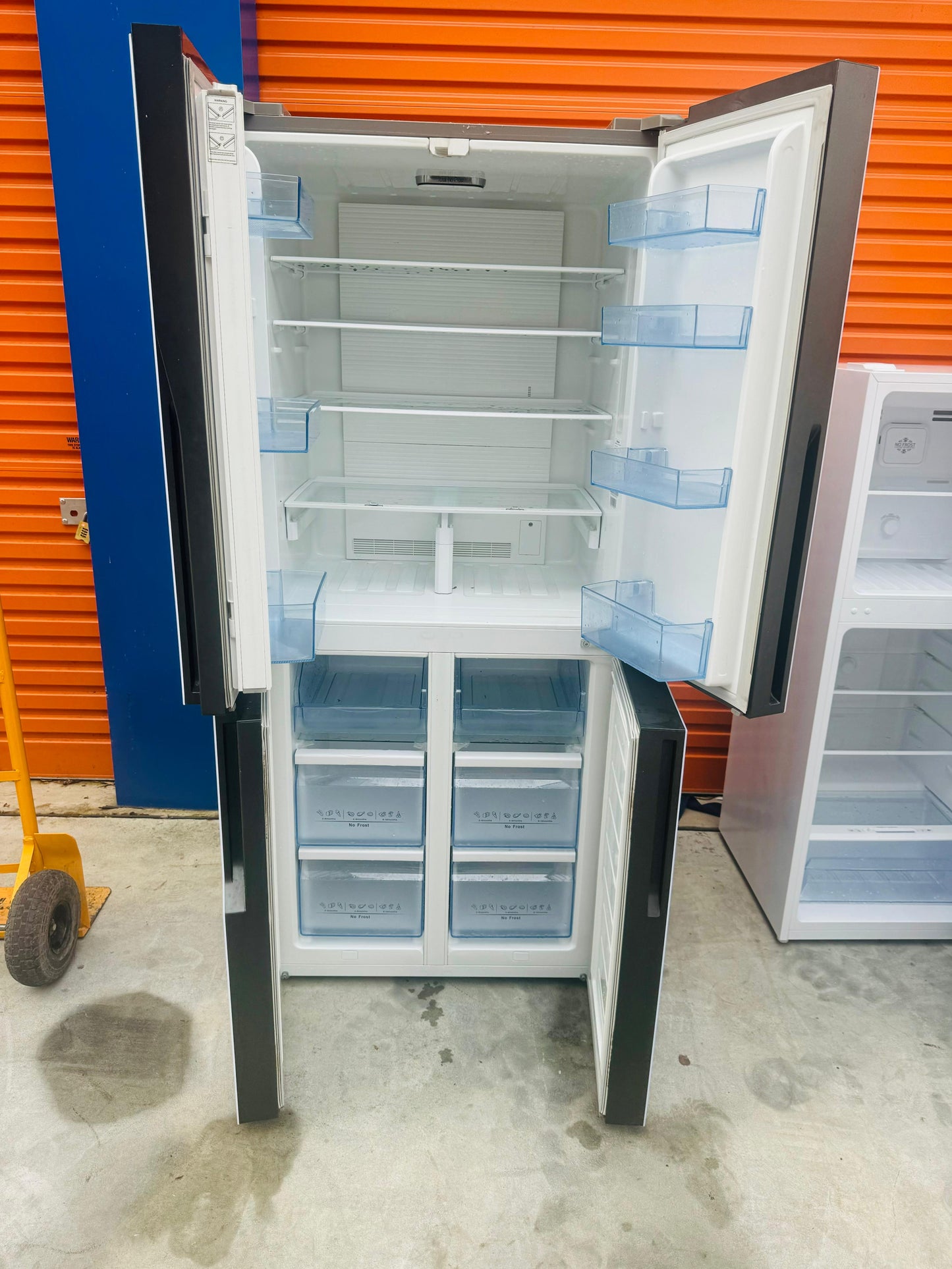 **HISENSE QUAD FRENCH DOOR 512 LITRES FRIDGE FREEZER**