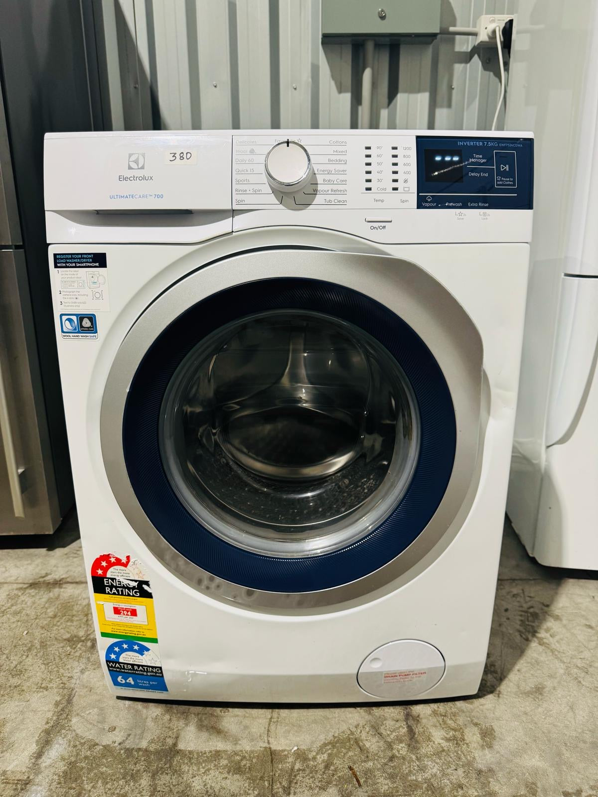 **ELECTROLUX 7.5 KGS FRONT LOADER WASHING MACHINE**