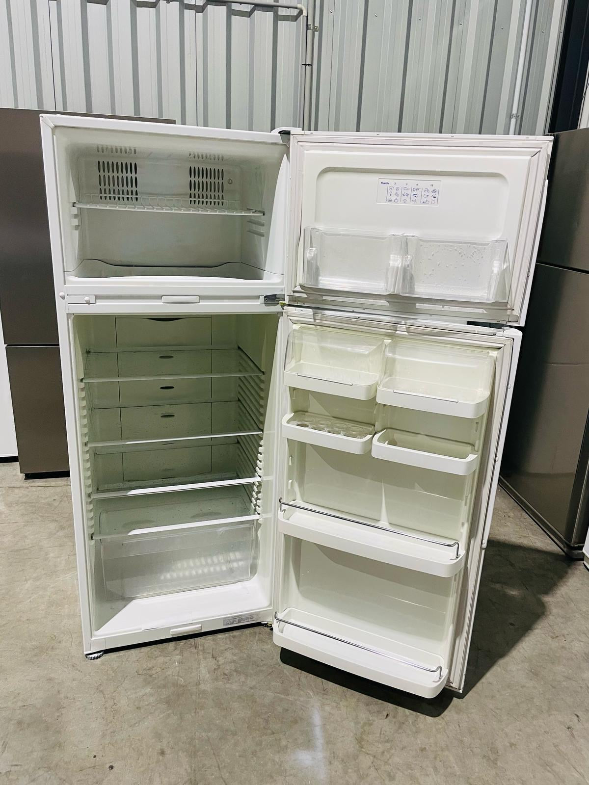 **FISHER & PAYKEL 380 LITRES FRIDGE FREEZER**