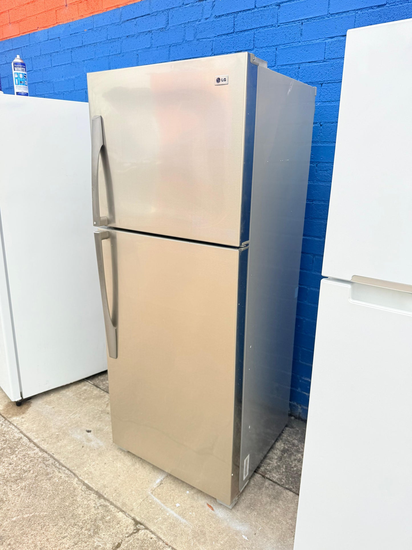 **LG 442 LITRES FRIDGE FREEZER**