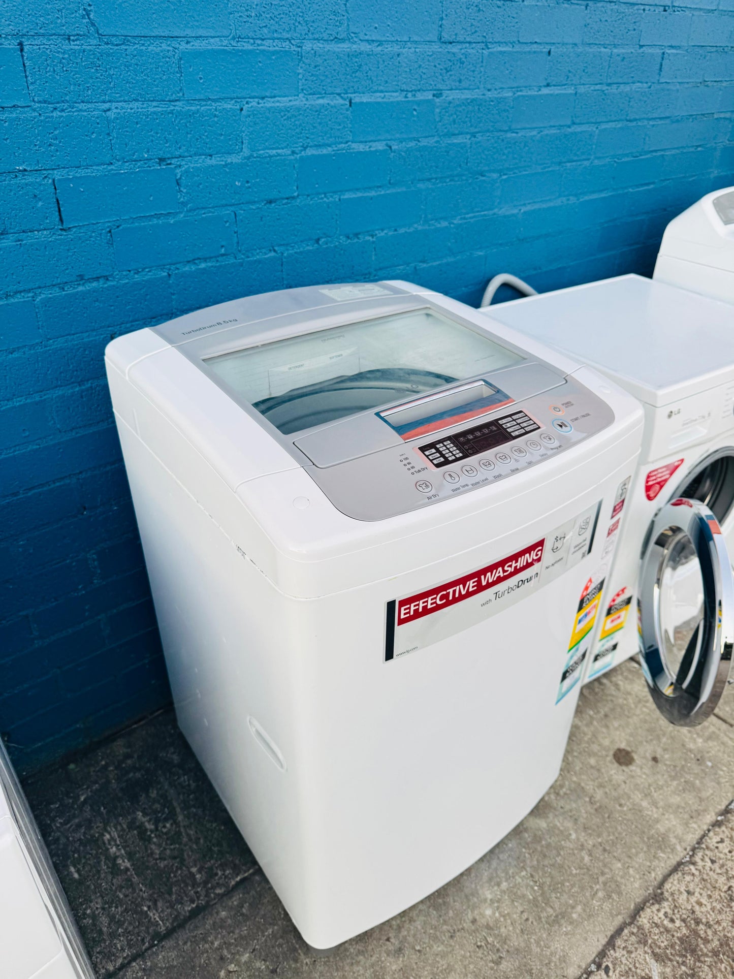 **LG 8.5KGS TOP LOADER WASHING MACHINE**