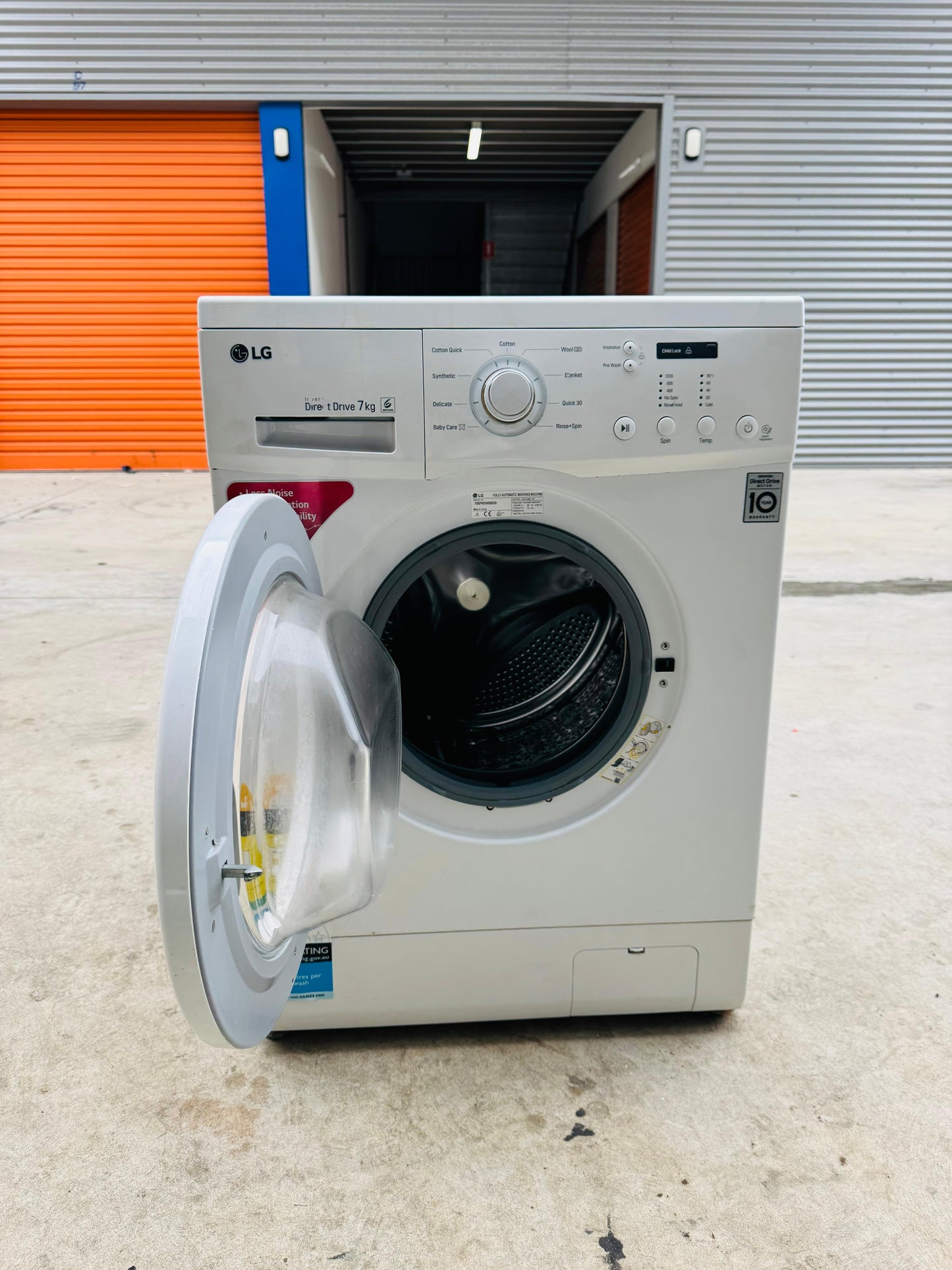 **LG 7KGS FRONT LOADER WASHING MACHINE**