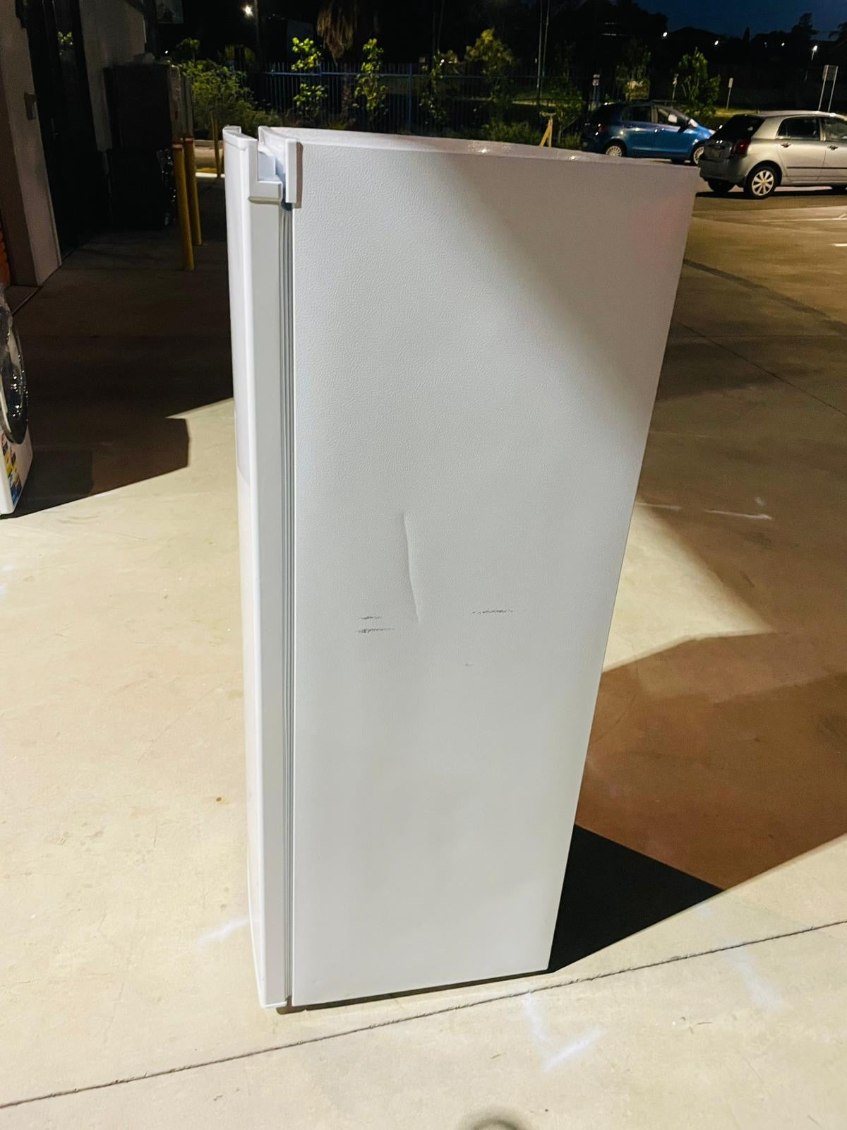 **INALTO 172 LITRES FREEZER ONLY**