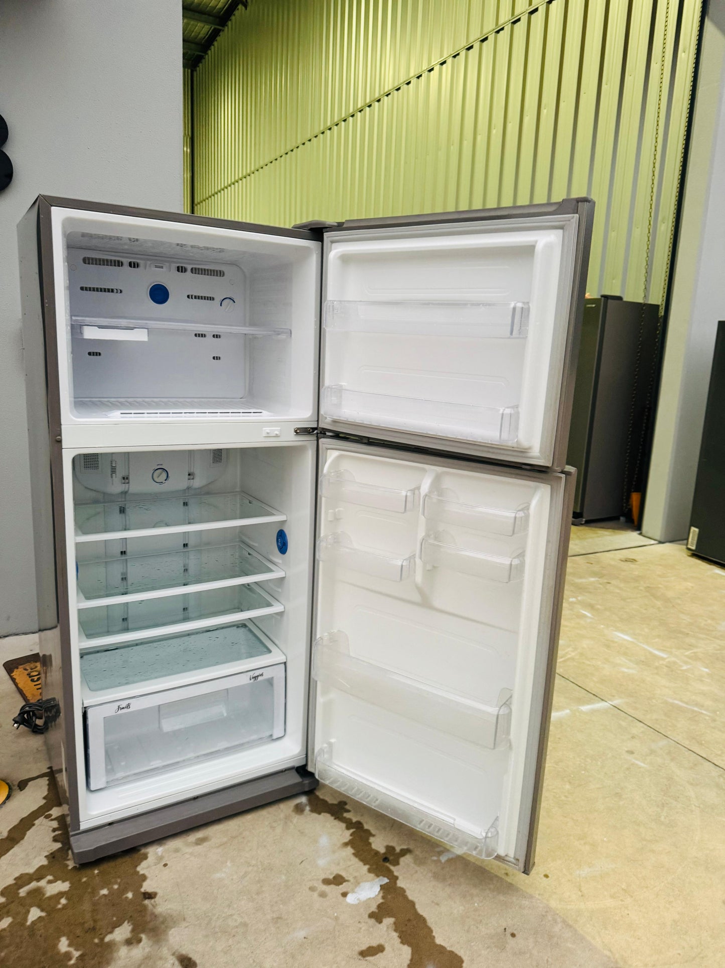 **SAMSUNG 434 LITRES FRIDGE FREEZER**