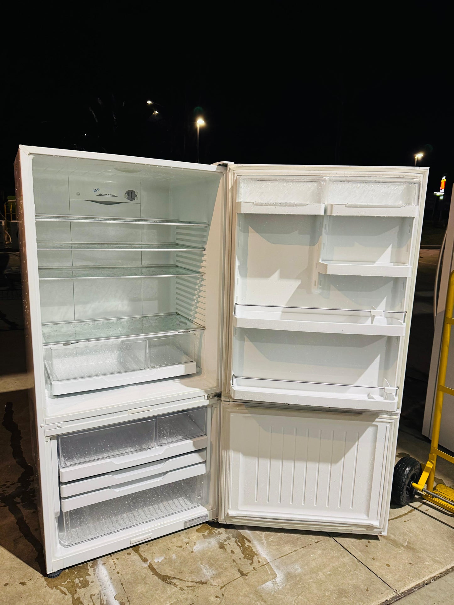 **FISHER & PAYKEL 519 LITRES FRIDGE FREEZER**