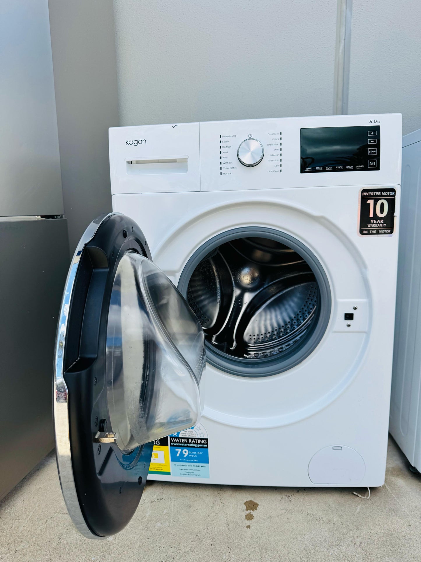 **KOGAN 8KGS FRONT LOADER WASHING MACHINE**