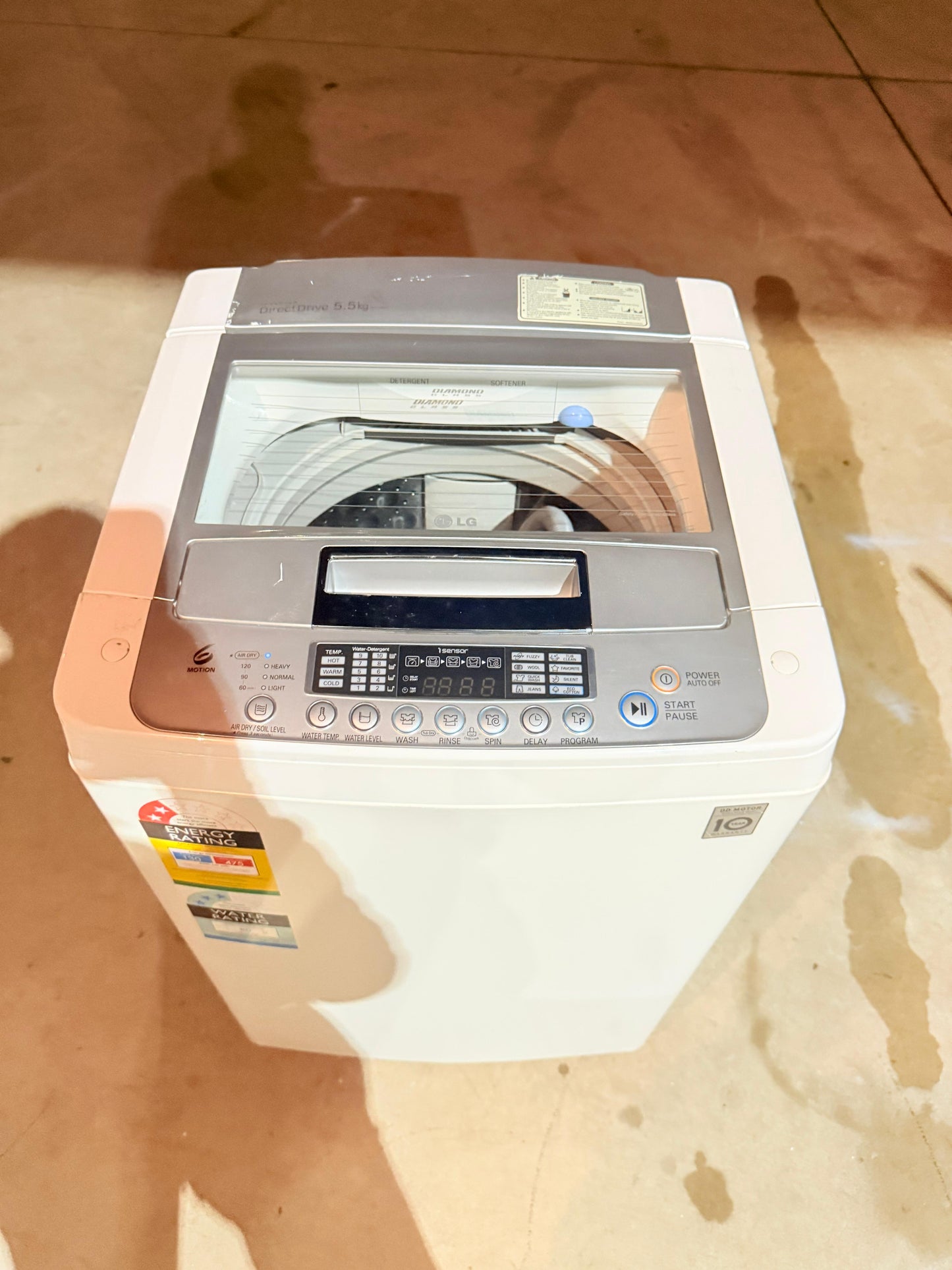 **LG 5.5KGS TOP LOADER WASHING MACHINE**