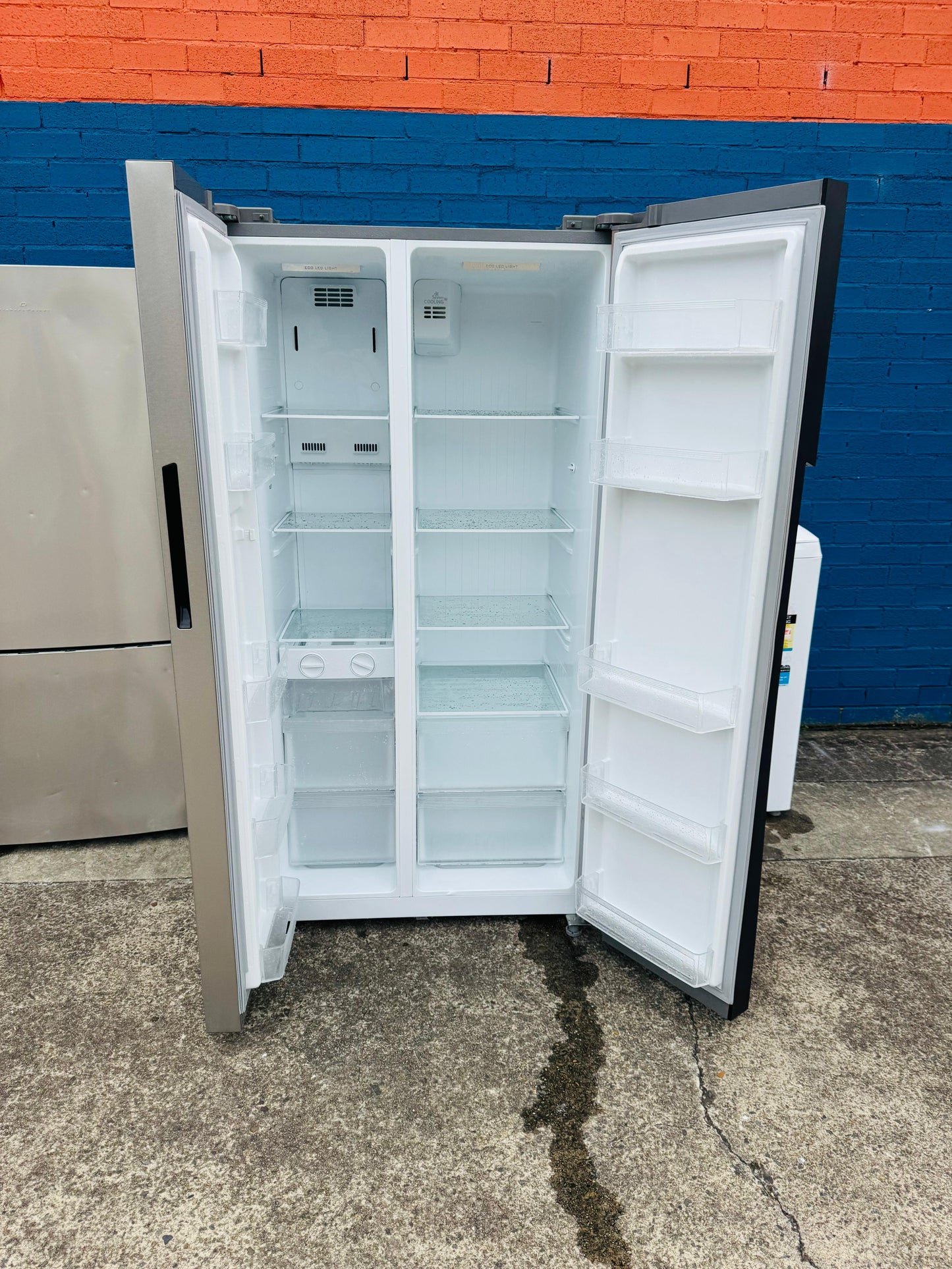 **INALTO SIDE BY SIDE 584 LITRES FRIDGE FREEZER**