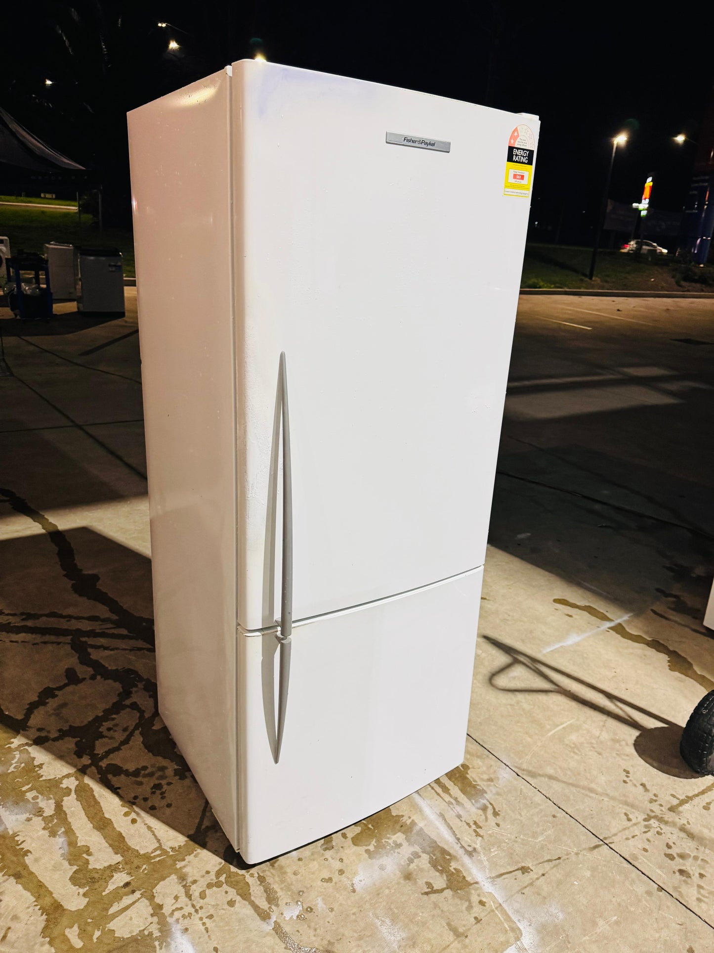**FISHER & PAYKEL 442 LITRES FRIDGE FREEZER**