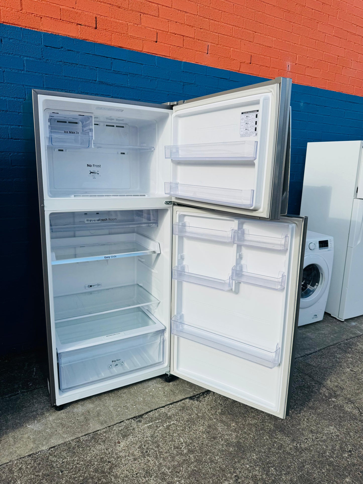 **SAMSUNG 527 LITRES FRIDGE FREEZER**