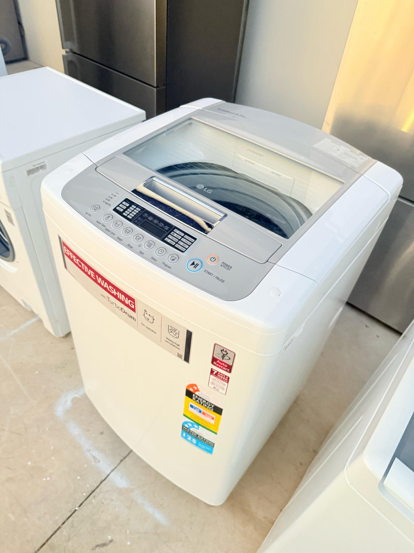 **LG 8.5 KGS TOP LOADER WASHING MACHINE**
