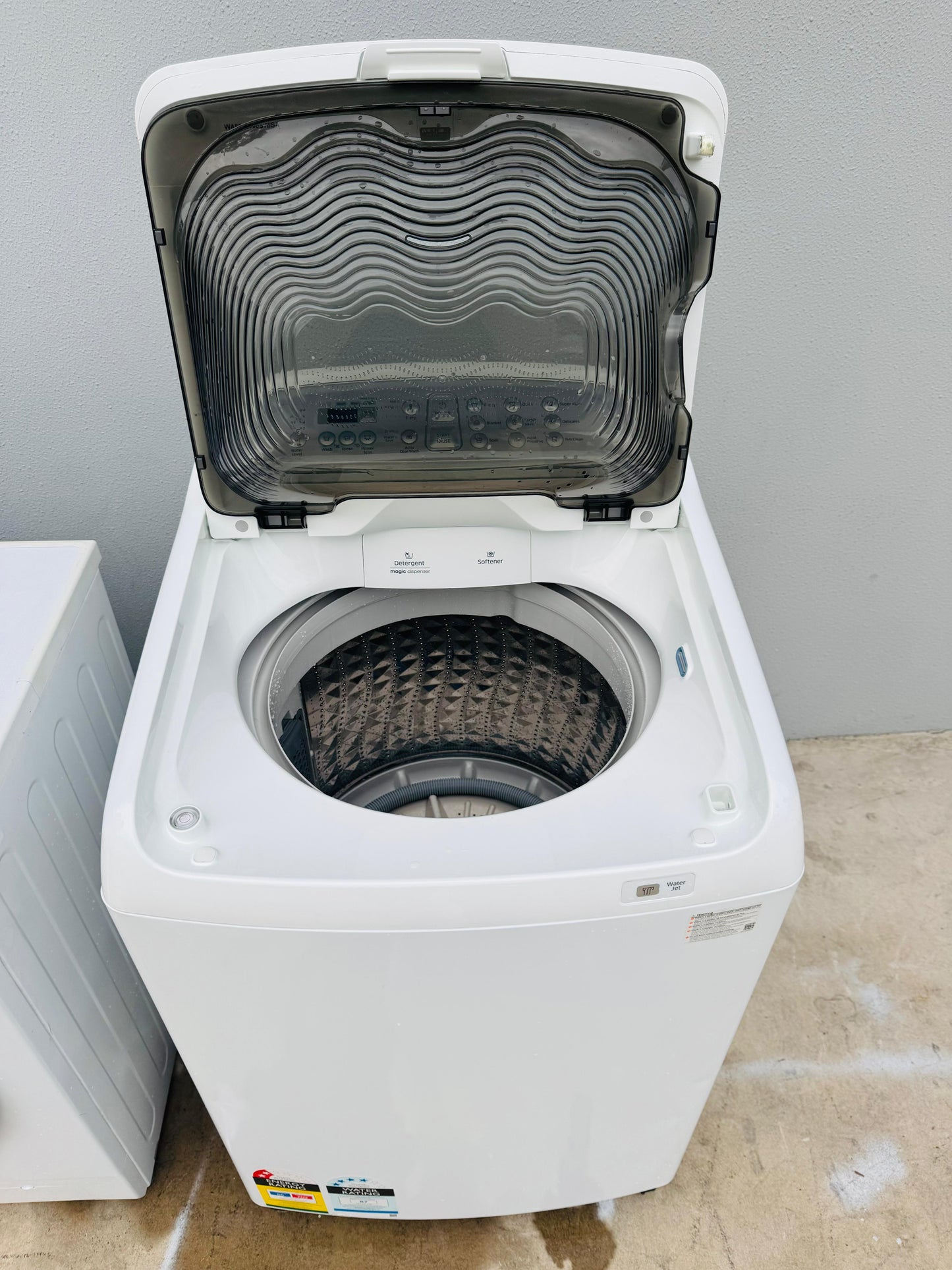 **SAMSUNG 8.5 KGS TOP LOADER WASHING MACHINE**