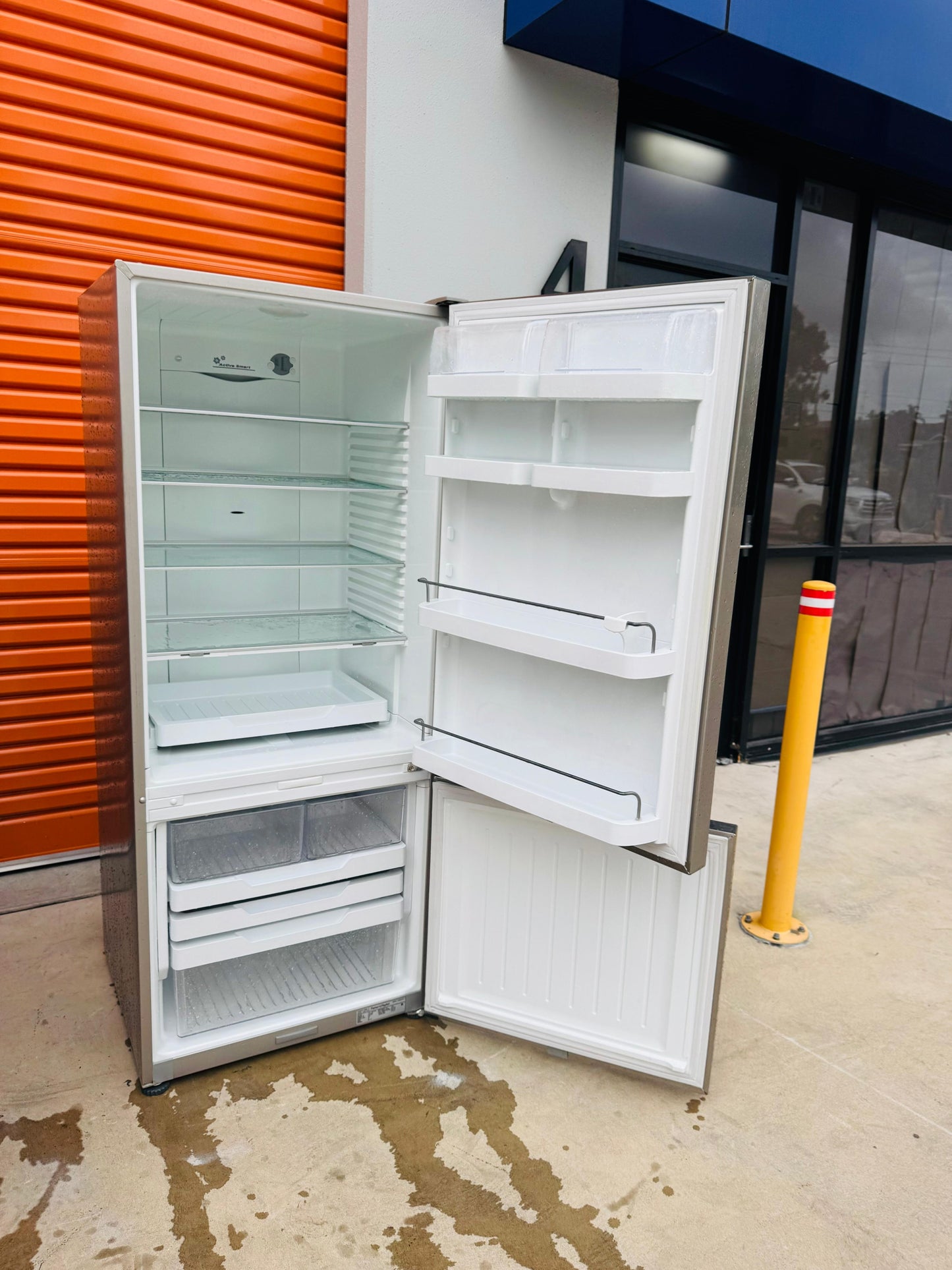 **FISHER & PAYKEL 442 LITRES FRIDGE FREEZER**