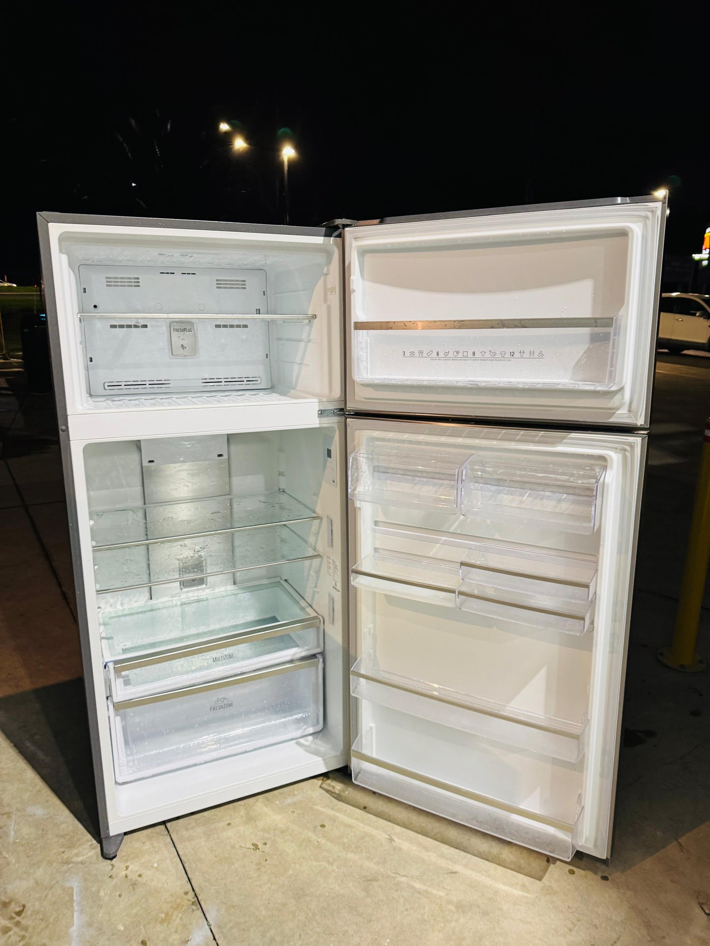 **ELECTROLUX 536 LITRES FRIDGE FREEZER**