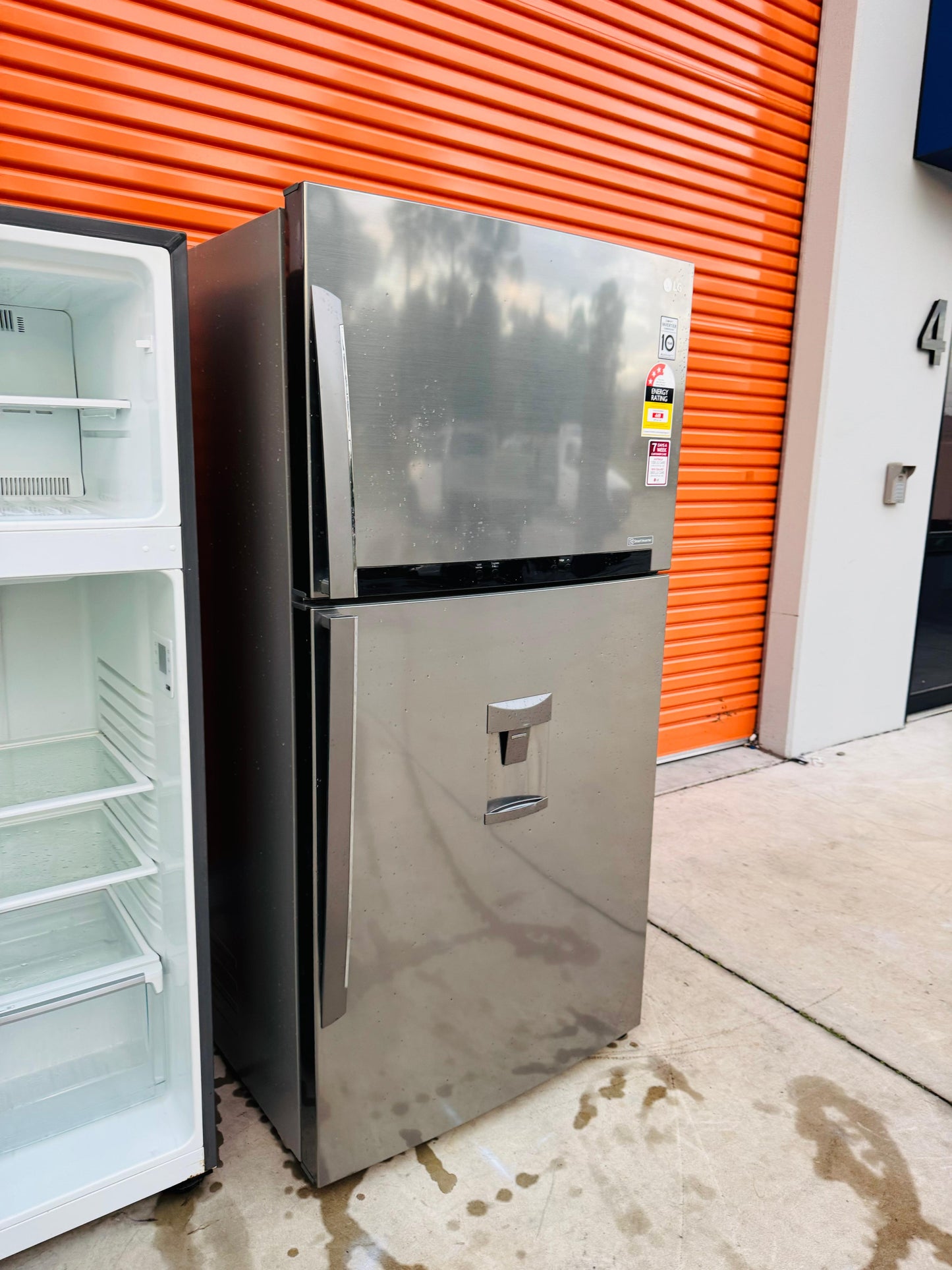 **LG 600 LITRES FRIDGE FREEZER**