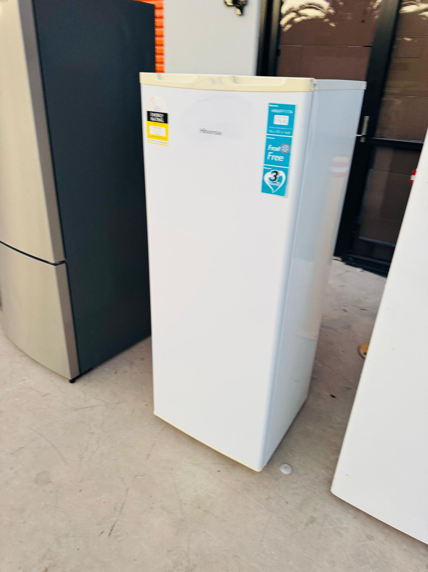 **HISENSE 175 LITRES FREEZER ONLY ** โ