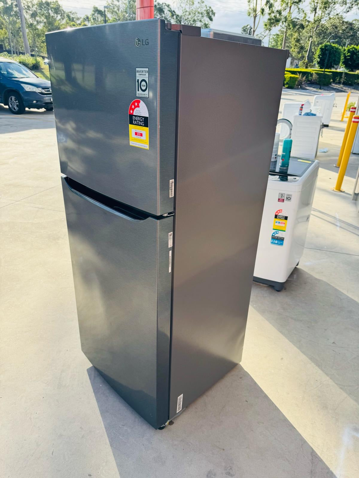 **LG 427 LITRES FRIDGE FREEZER**