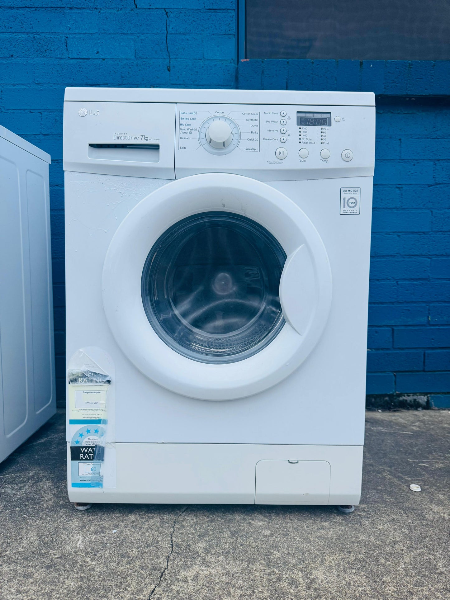 **LG 7KGS FRONT LOADER WASHING MACHINE**