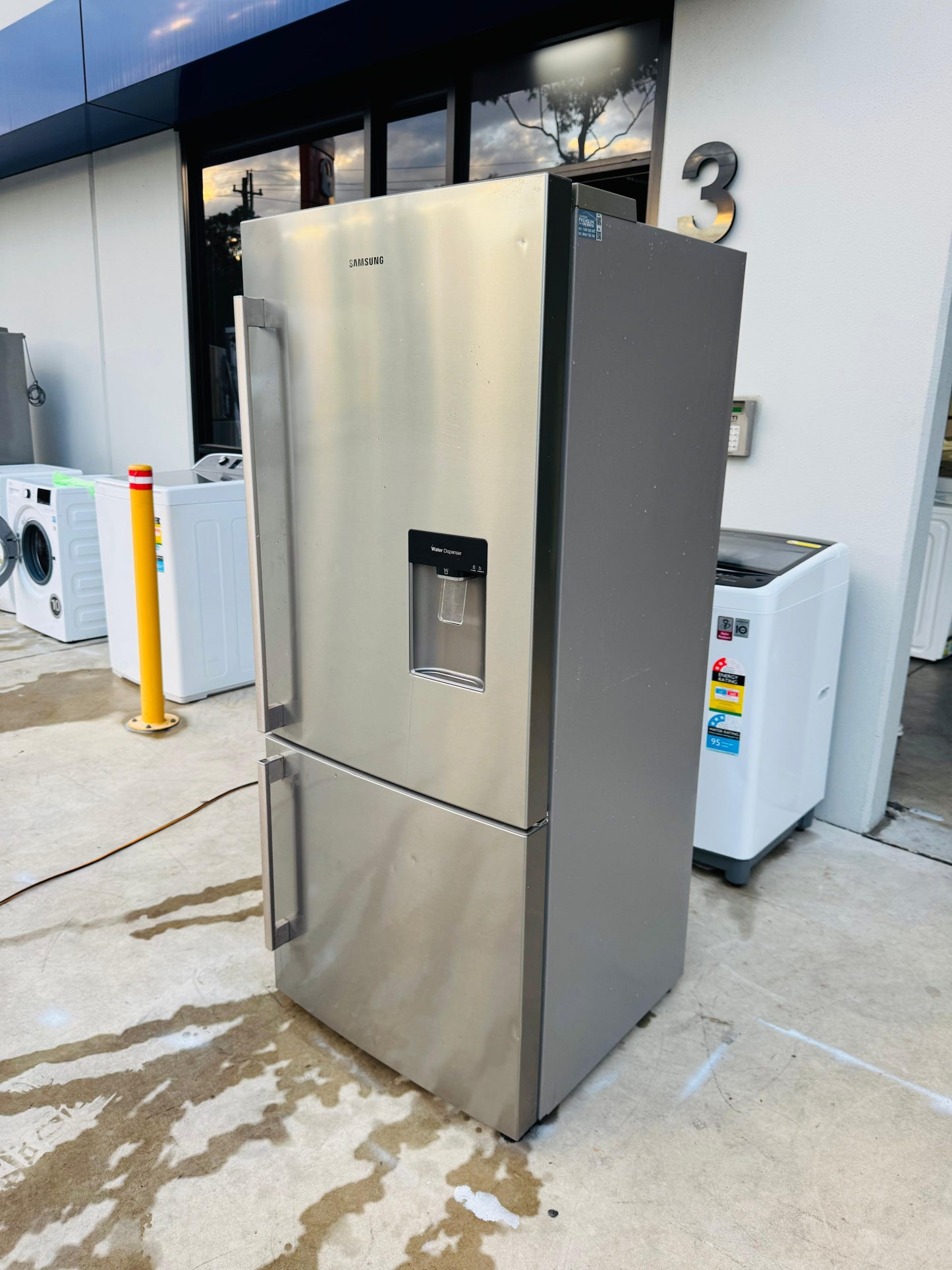 **SAMSUNG 448 LITRES FRIDGE FREEZER**