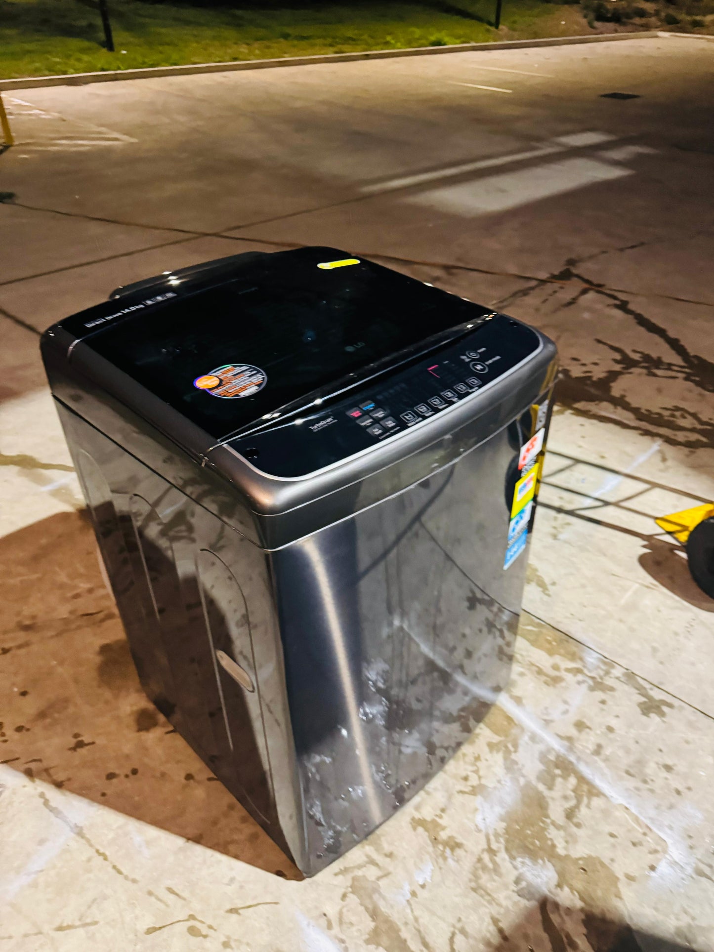 **LG 14KGS TOP LOADER WASHING MACHINE**