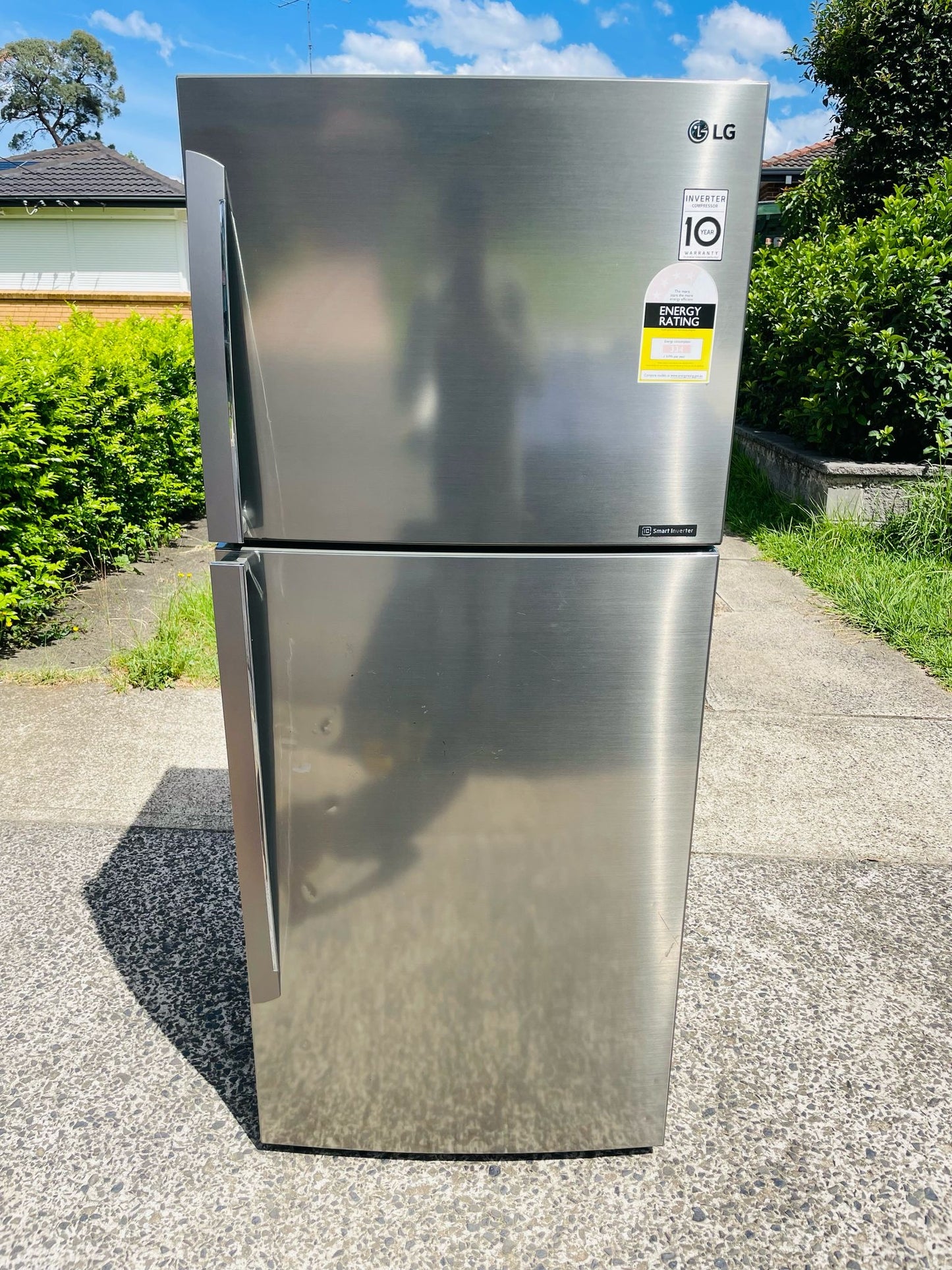 **LG 442 LITRES FRIDGE FREEZER**