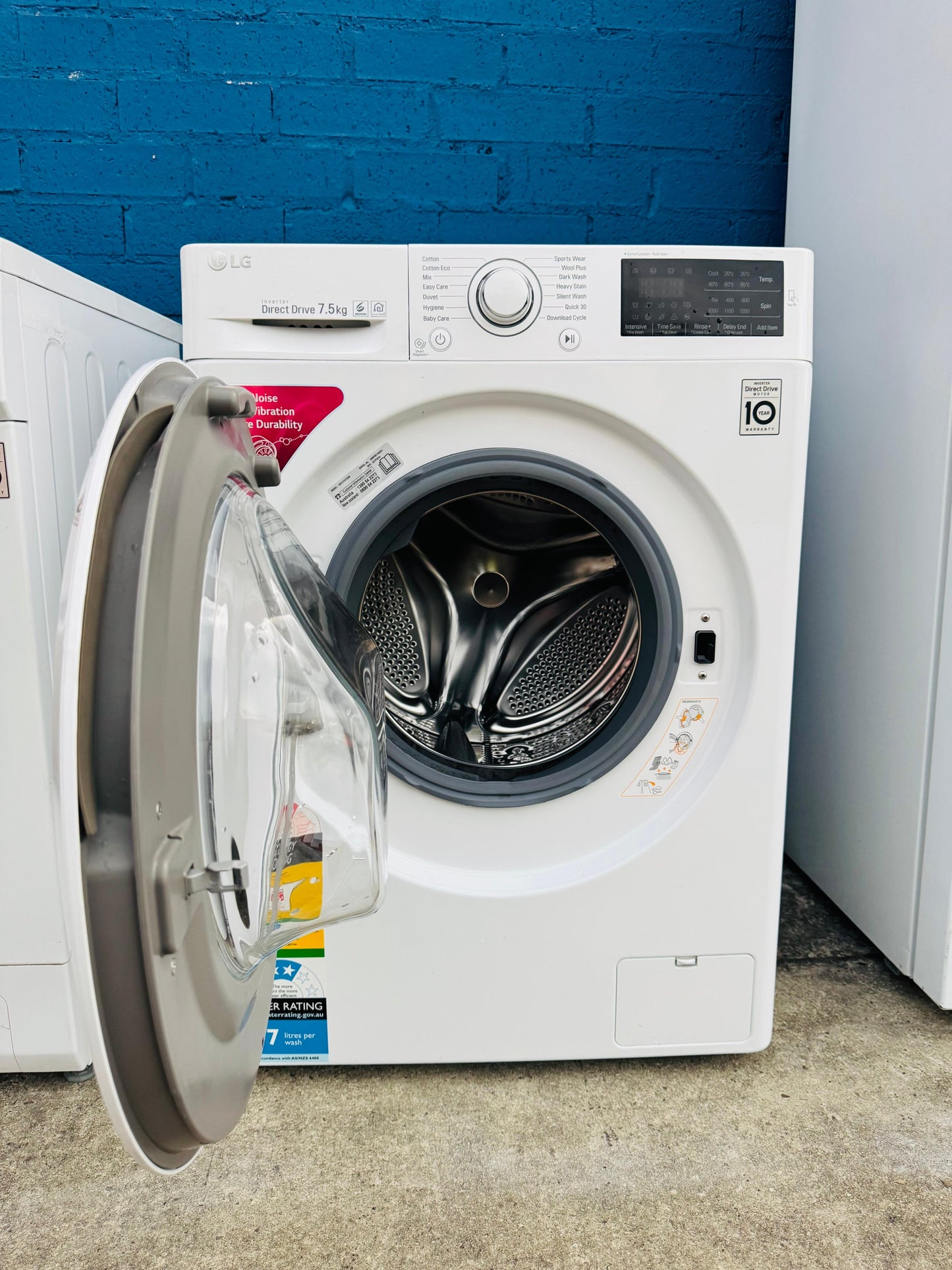 **LG 7.5KGS FRONT LOADER WASHING MACHINE**