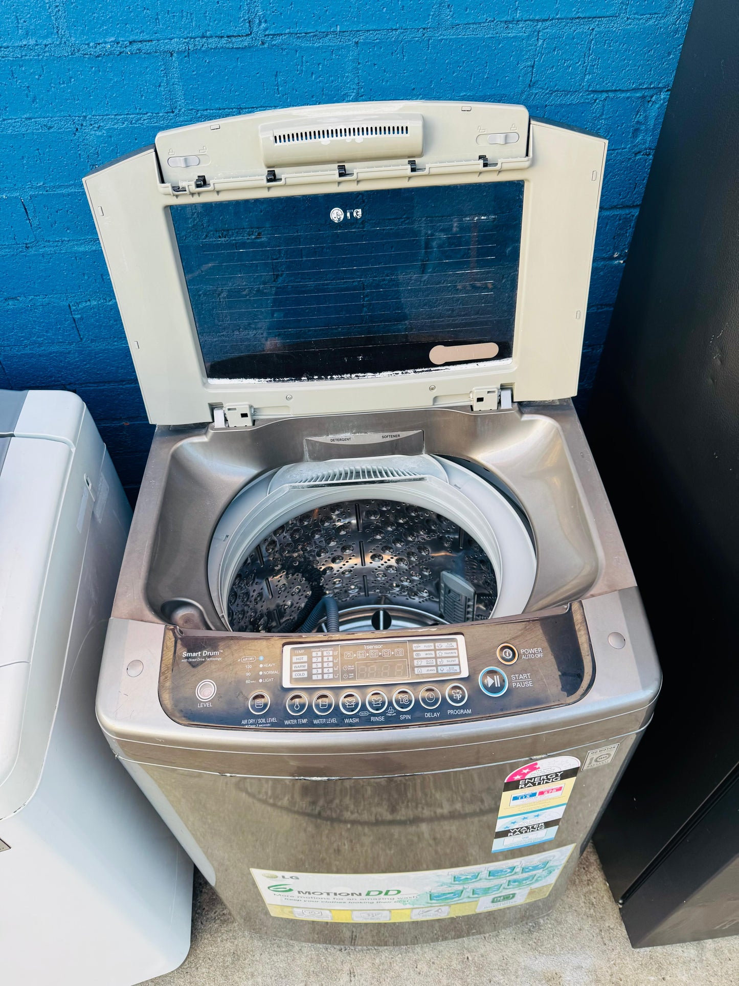 **LG 9.5KGS TOP LOADER WASHING MACHINE**