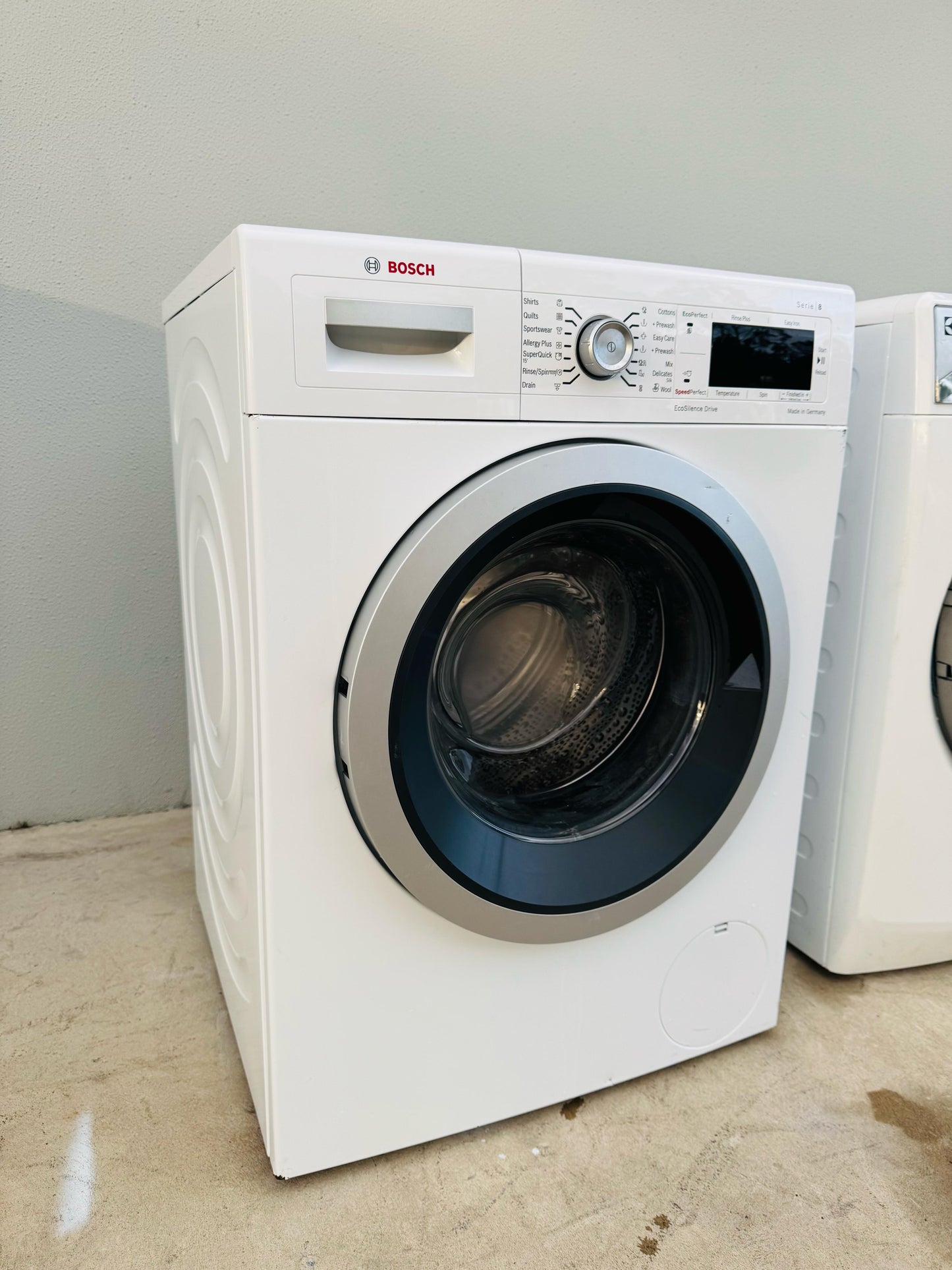 **BOSCH 8KGS FRONT LOADER WASHING MACHINE**