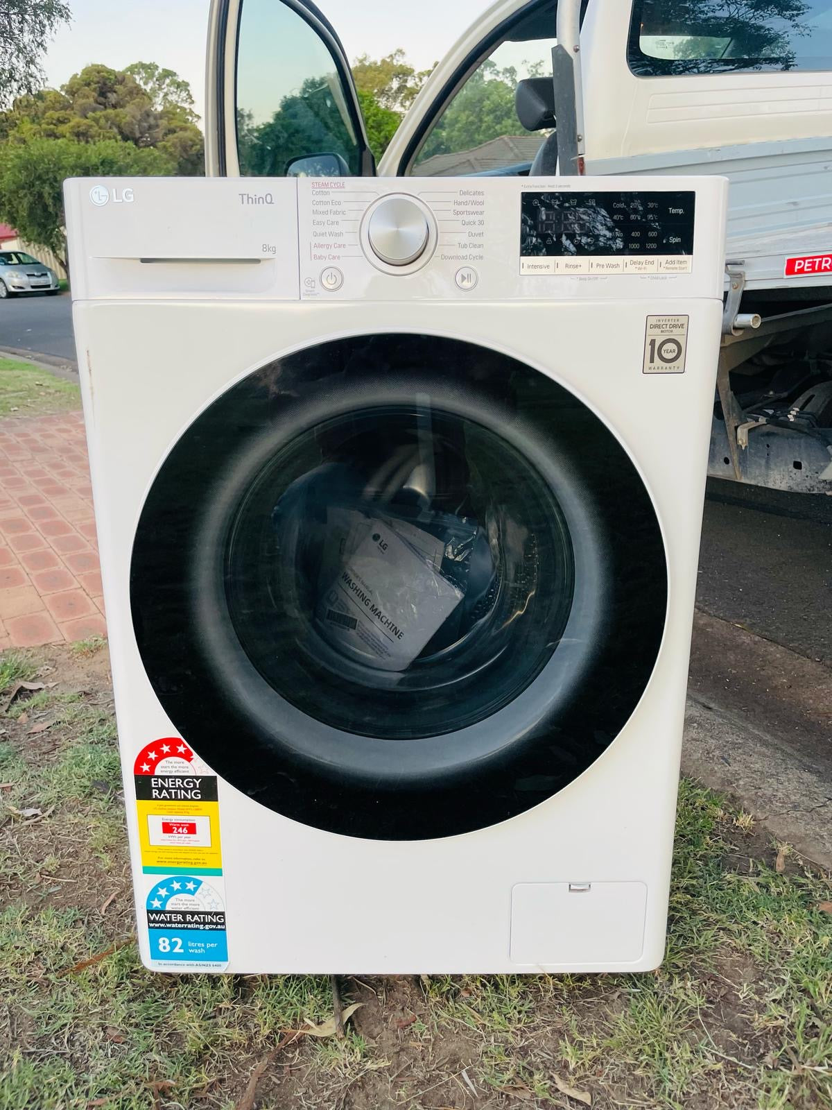 **LG 8 KGS FRONT LOADER WASHING MACHINE**