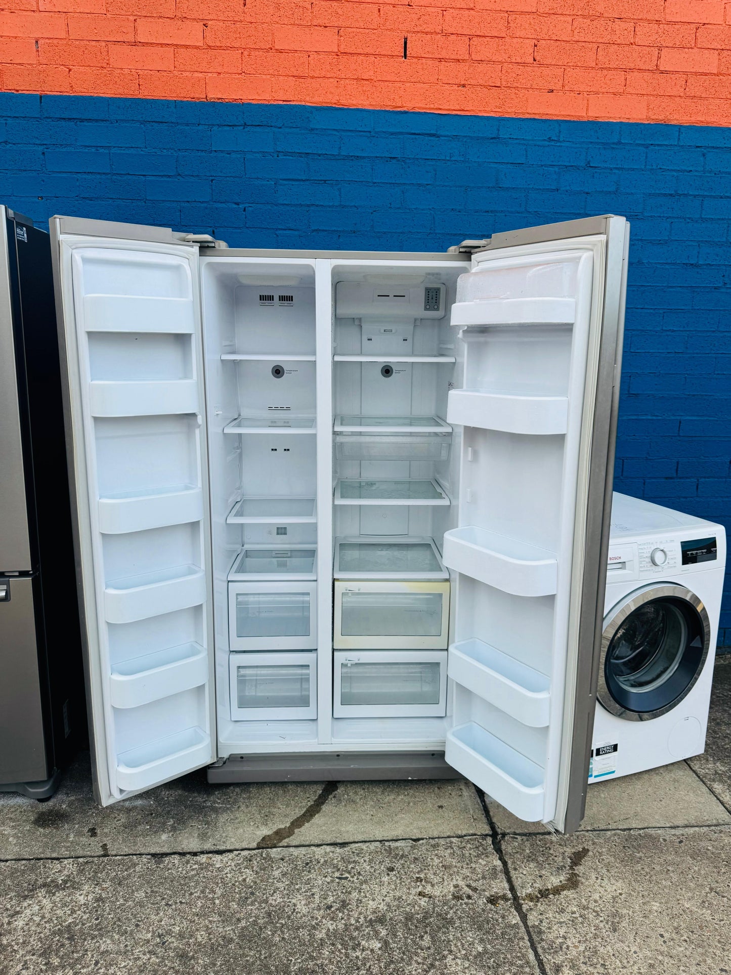 **SAMSUNG 537 LITRES SIDE BY SIDE FRIDGE FREEZER**