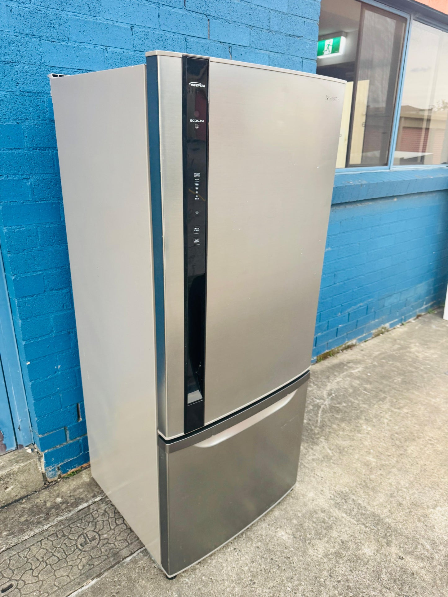 **PANASONIC 421 LITRES FRIDGE FREEZER**