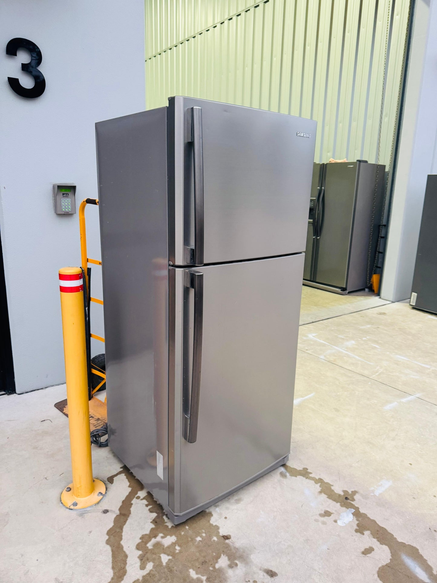 **SAMSUNG 434 LITRES FRIDGE FREEZER**