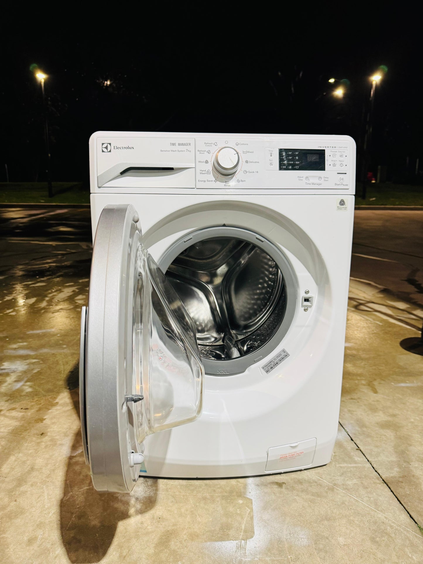 **ELECTROLUX 7KGS FRONT LOADER WASHING MACHINE**