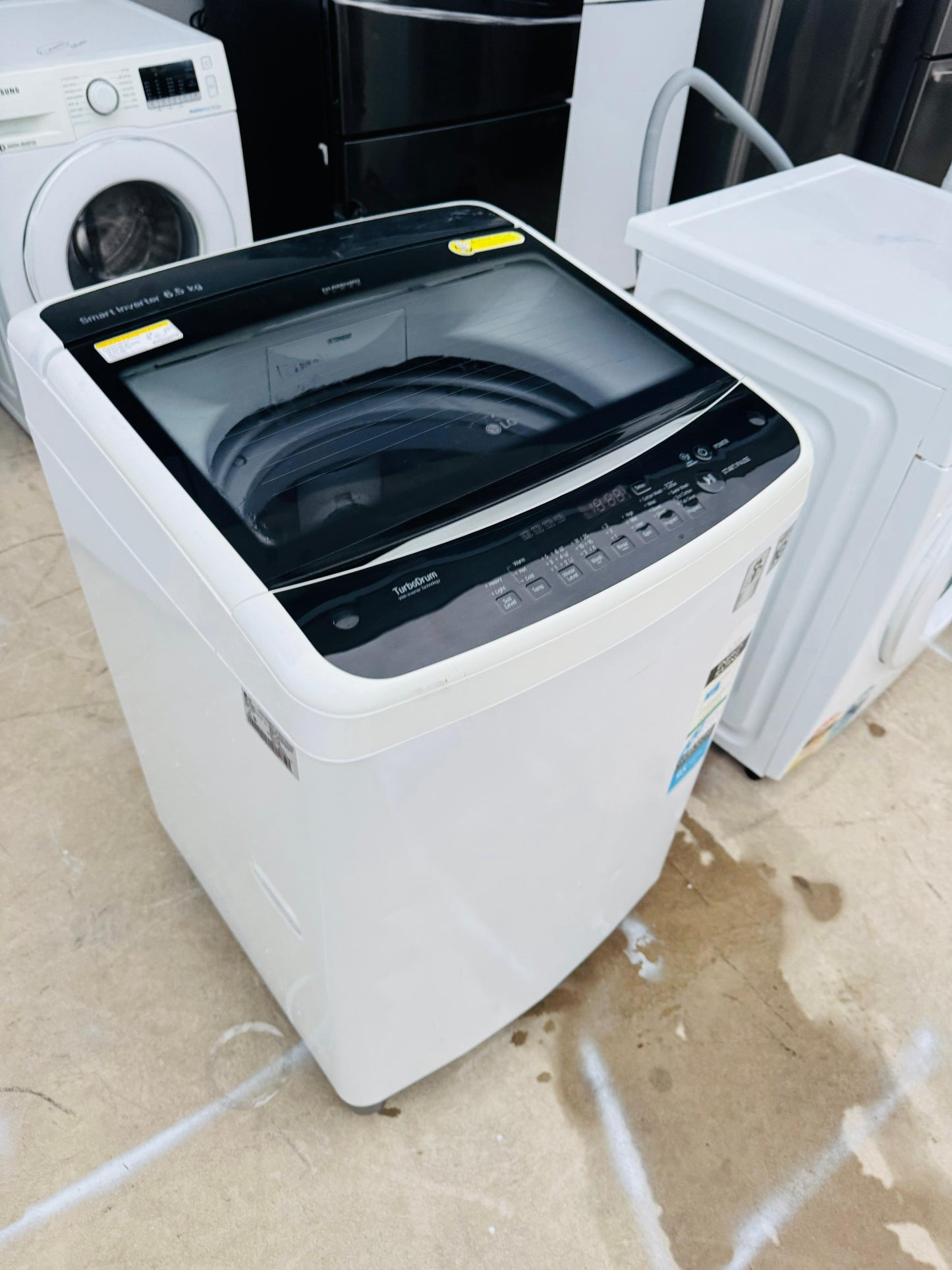 **LG 6.5 KGS TOP LOADER WASHING MACHINE**