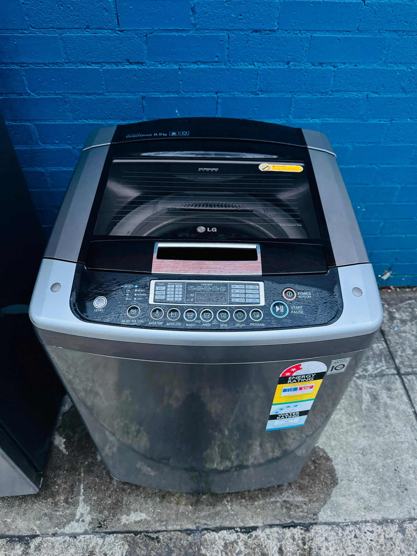**LG 9.5 KGS TOP LOADER WASHING MACHINE**