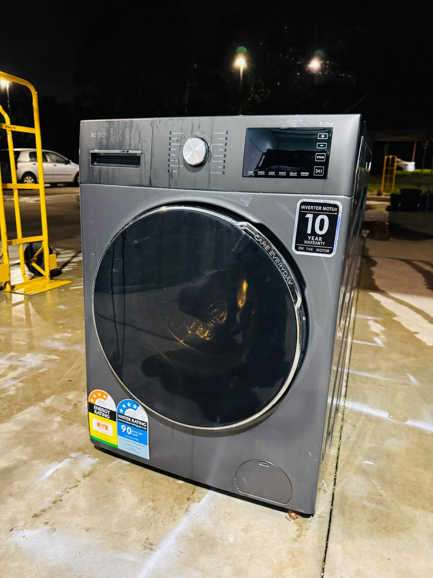 **KOGAN 9KGS FRONT LOADER WASHING MACHINE**