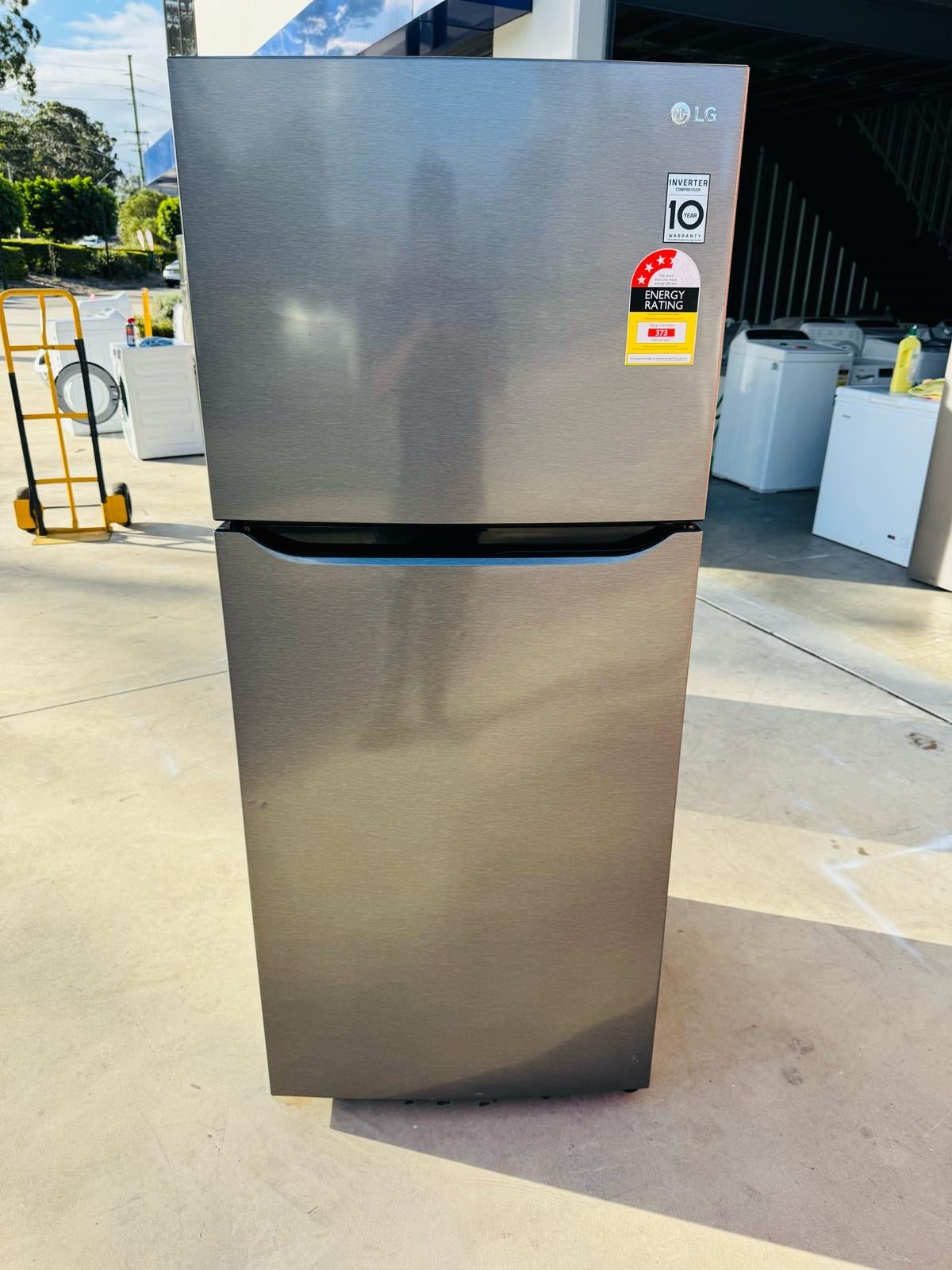 **LG 427 LITRES FRIDGE FREEZER**